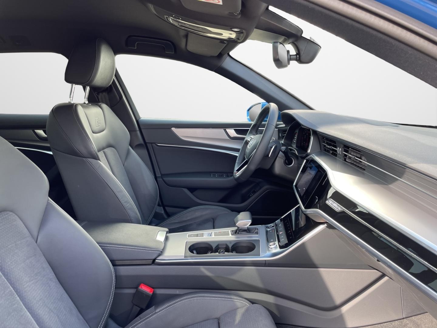 Bild über Audi A6 Avant S line 40 TDI quattro S tronic - für weitere Informationen kontaktieren Sie den Audi Partner