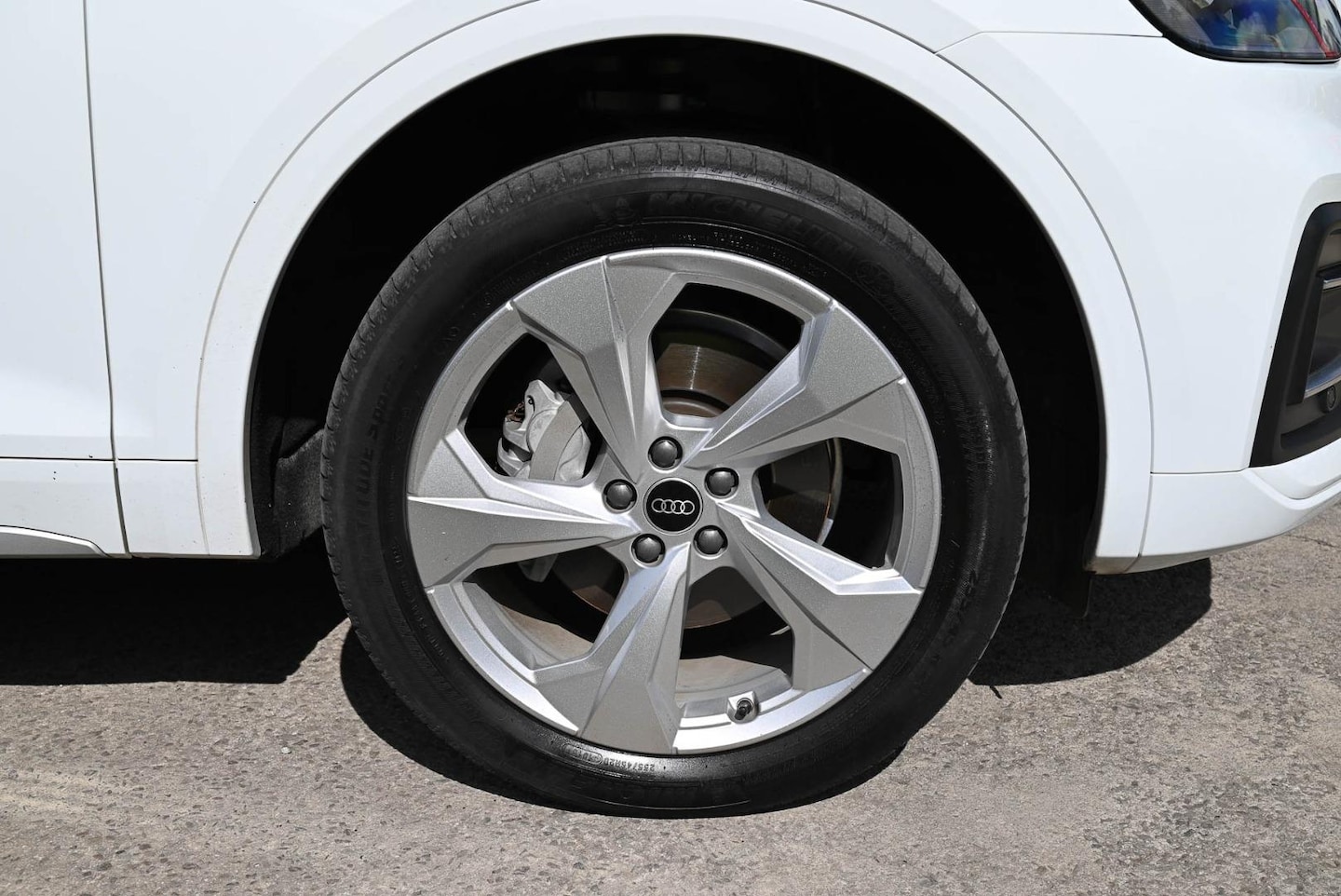 Image about Audi Q5 40 TDI quattro S tronic