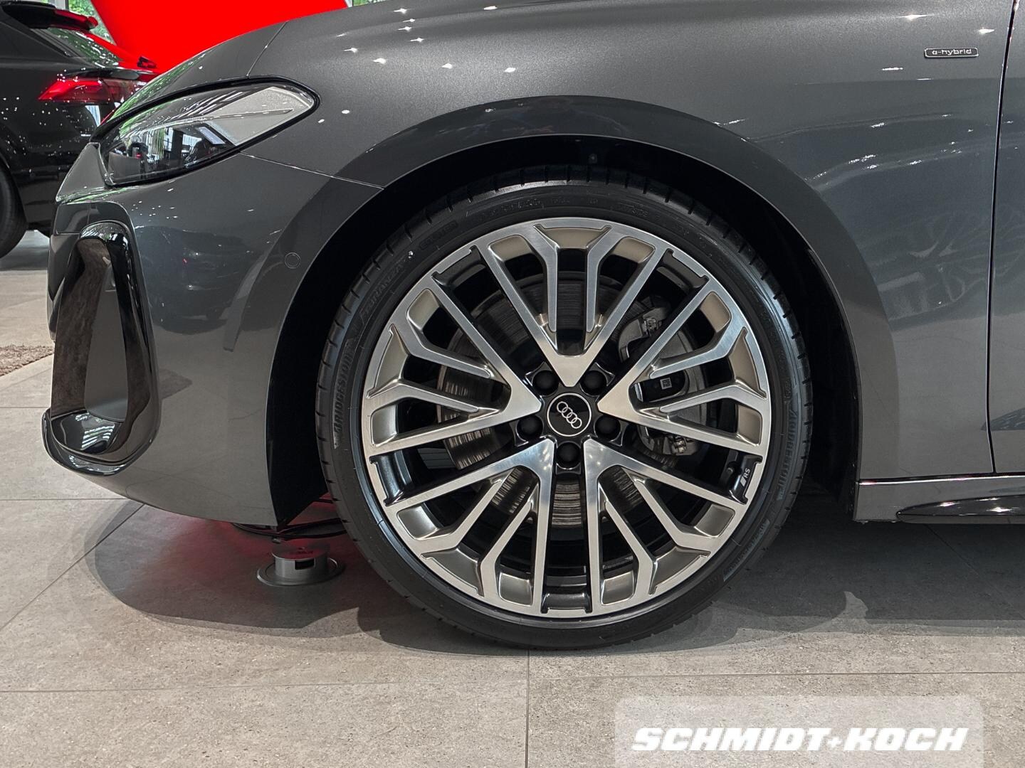 Bild über Audi A5 Limousine e-hybrid e-hybrid quattro 220 kW S tronic - für weitere Informationen kontaktieren Sie den Audi Partner