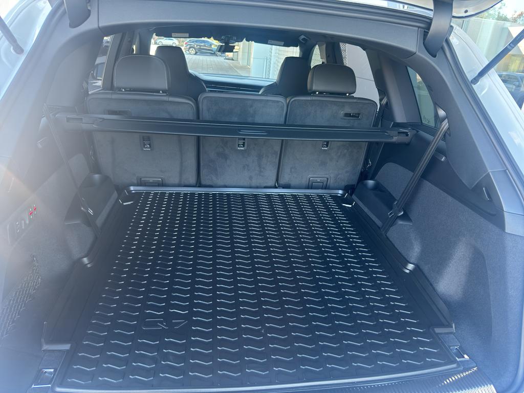 2026 Audi SQ7 Premium Plus - Photo 23