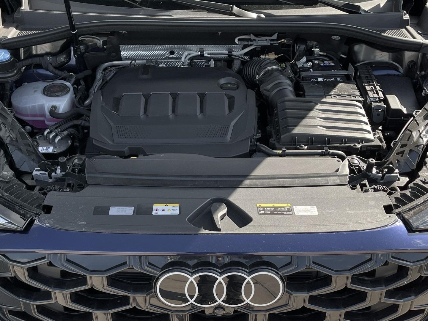 Bild über Audi Q3 SUV TDI 110 kW S tronic - für weitere Informationen kontaktieren Sie den Audi Partner