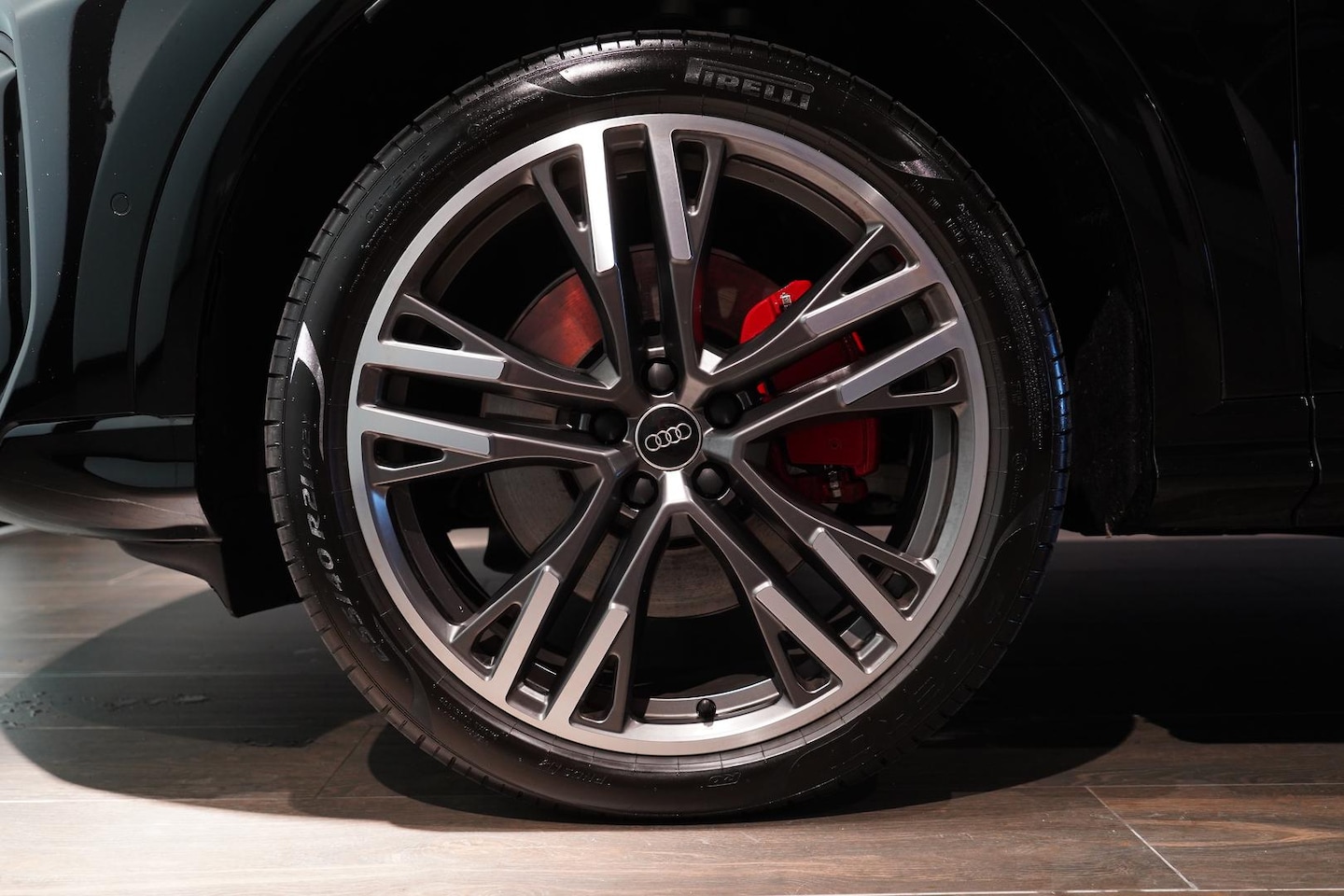 Image about Audi Q5 SUV e-hybrid quattro S tronic