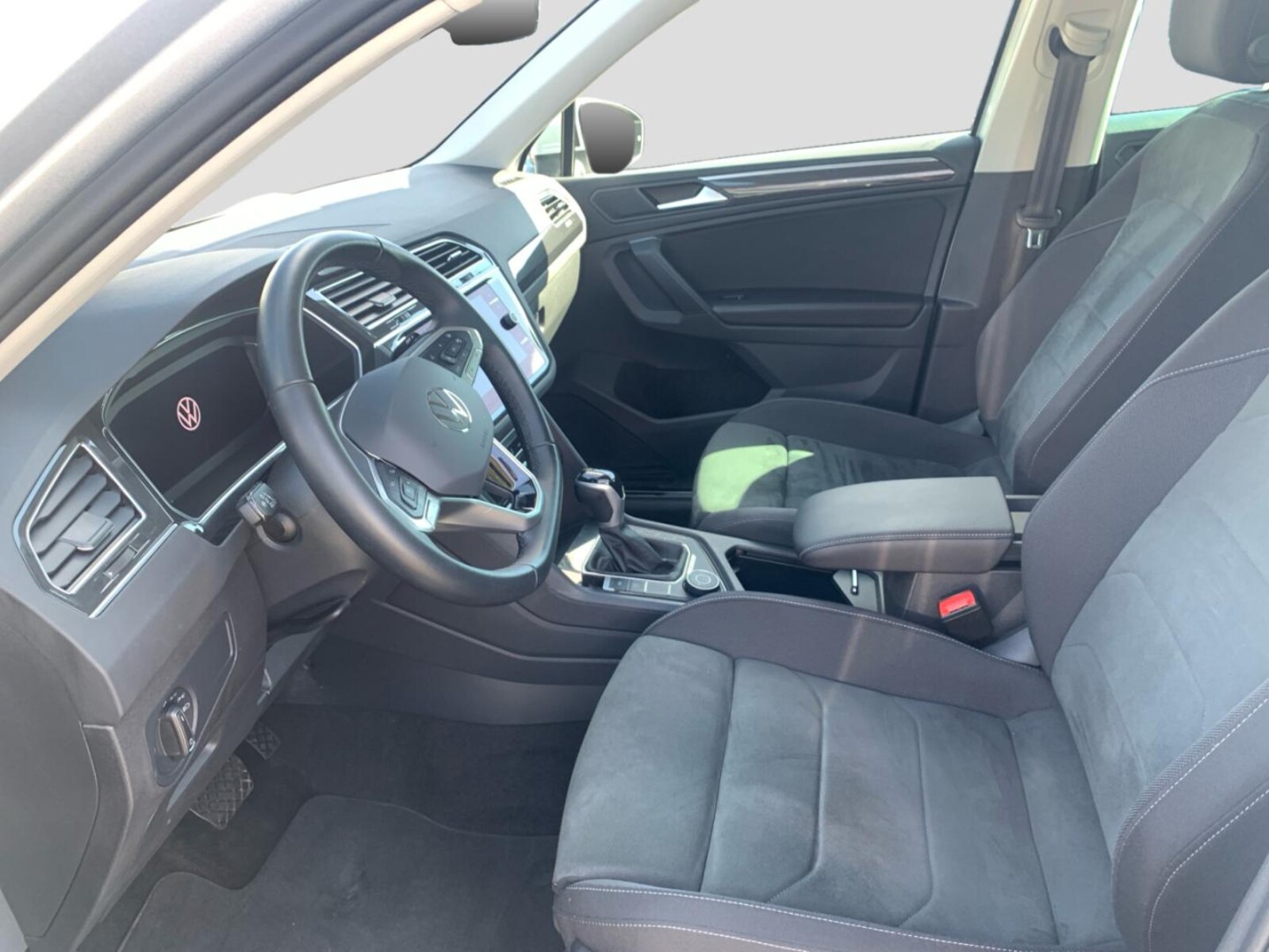 Volkswagen Tiguan – Bild 8