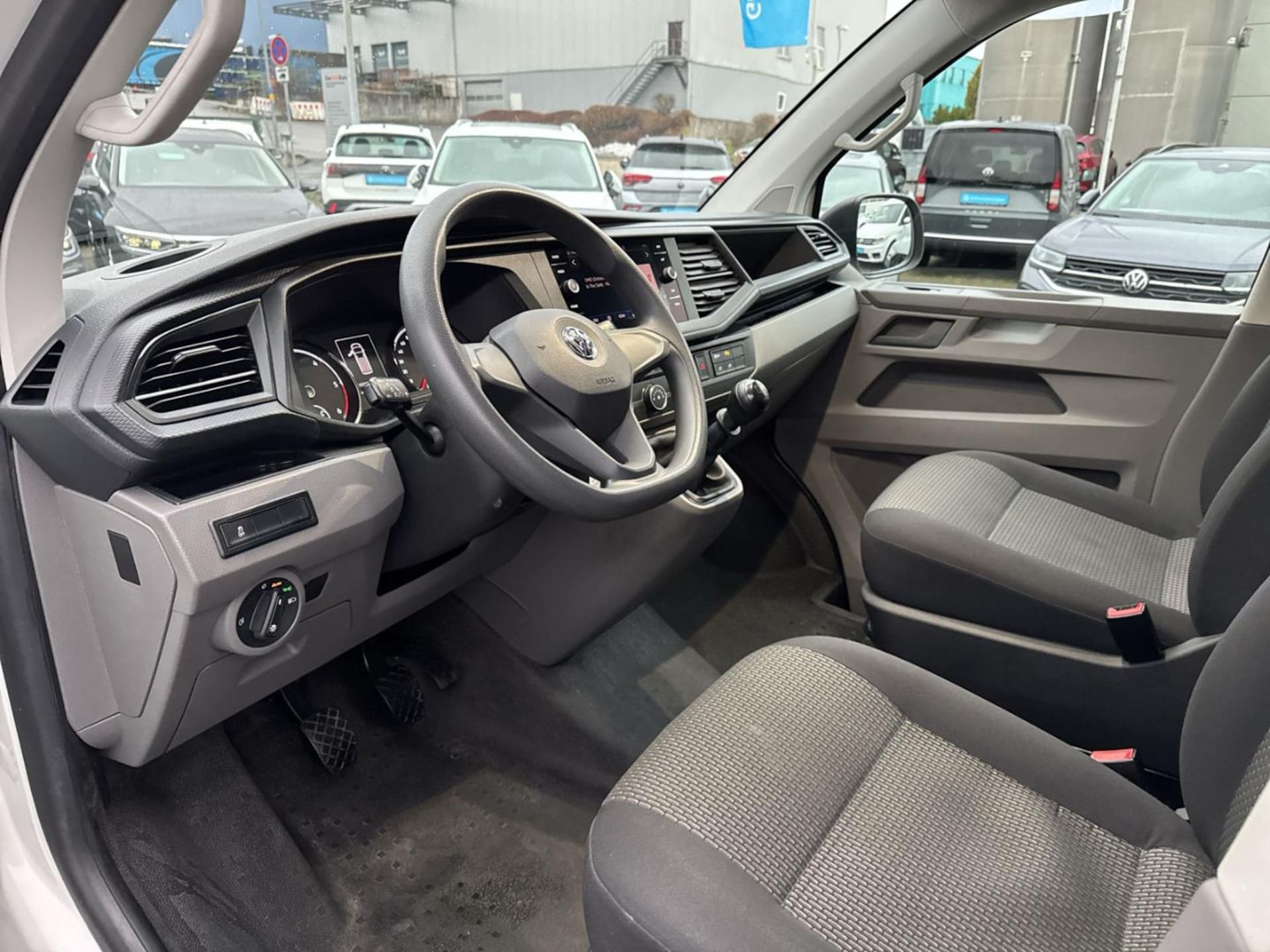 Volkswagen T6.1 Transporter Kasten kurzer Radstand
