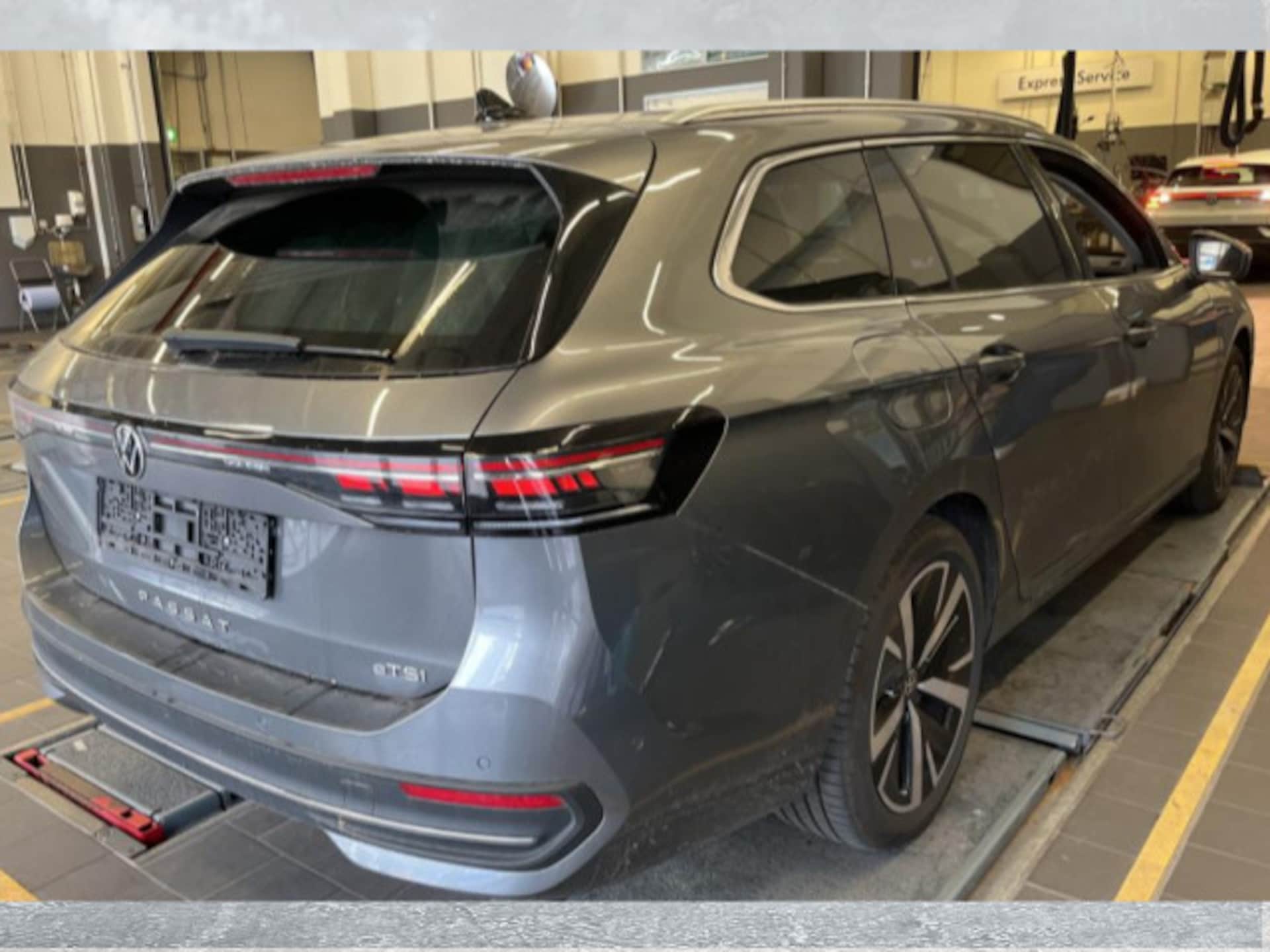 Volkswagen Passat Business
