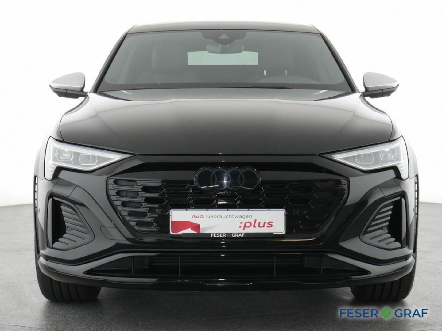 Bild über Audi SQ8 e-tron e-tron quattro - für weitere Informationen kontaktieren Sie den Audi Partner