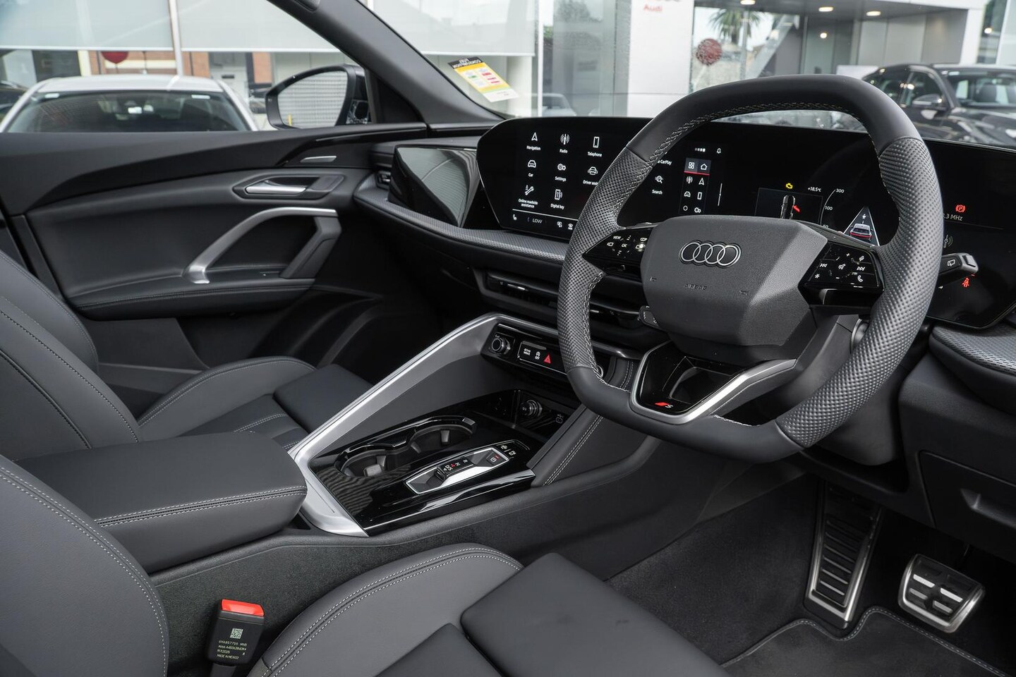Image about Audi Q5 Sportback TFSI quattro 200 kW sport