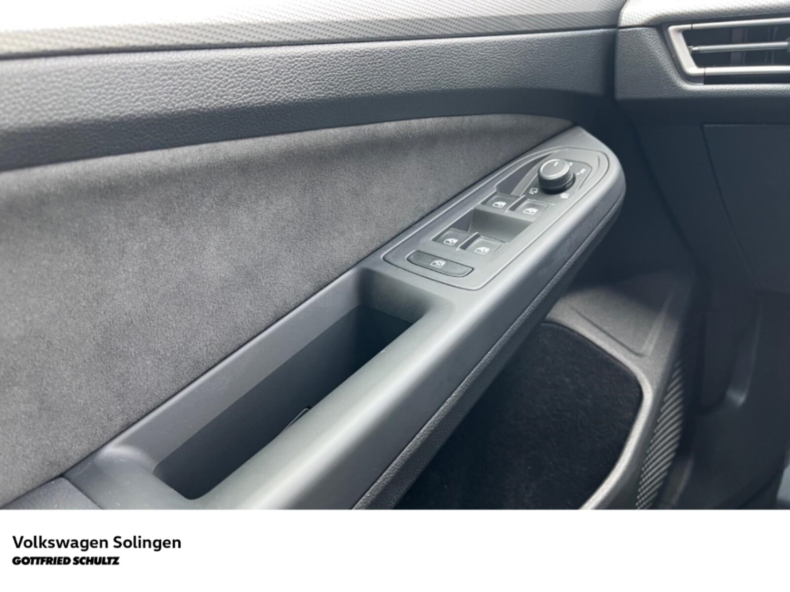 Volkswagen Golf – Bild 9