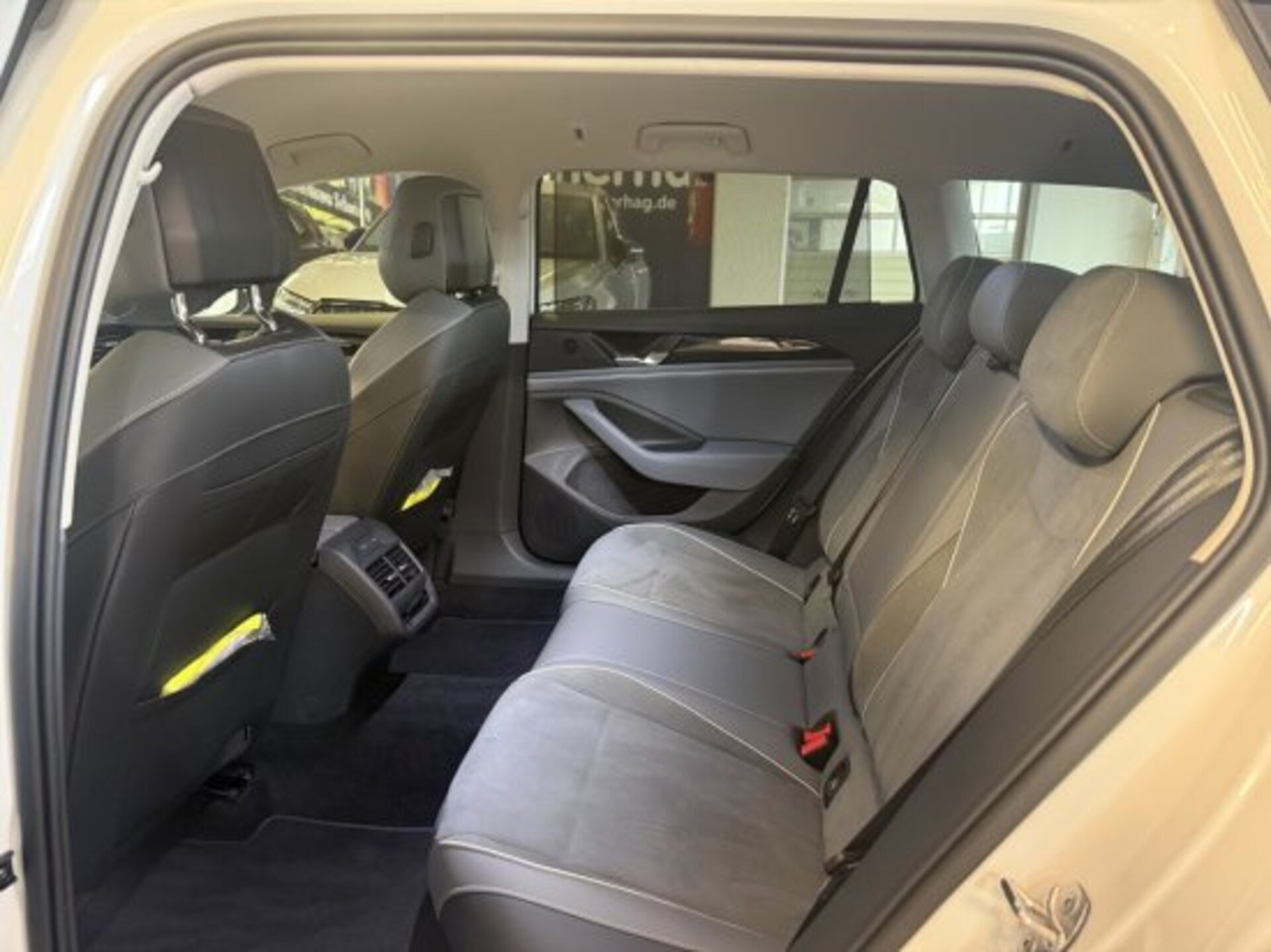 Volkswagen Passat Business