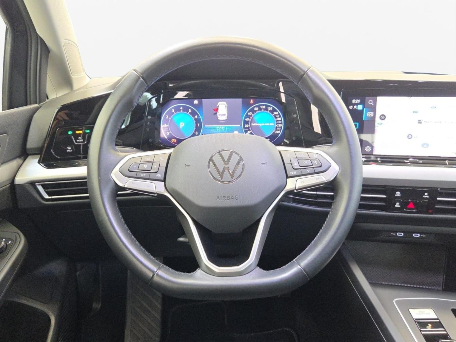 Volkswagen Golf Variant Life