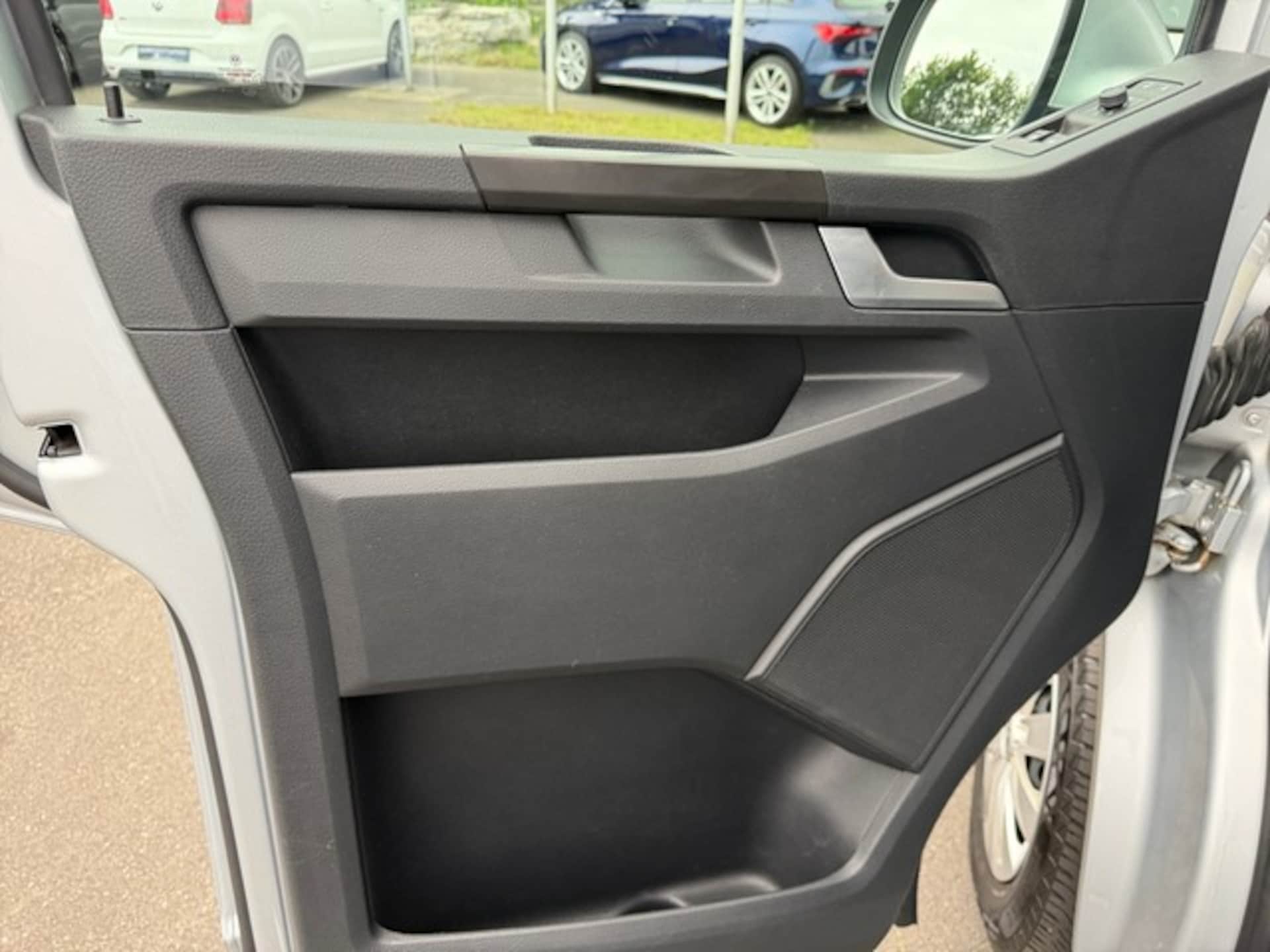 Volkswagen T6 Caravelle langer Radstand Comfortline