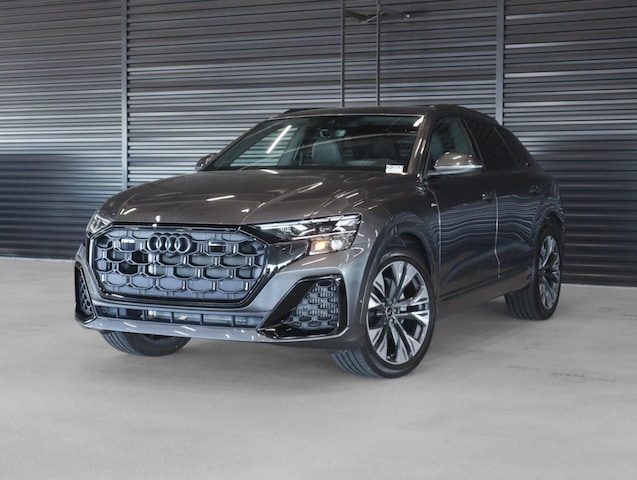 Photo of 2025 Audi Q8 