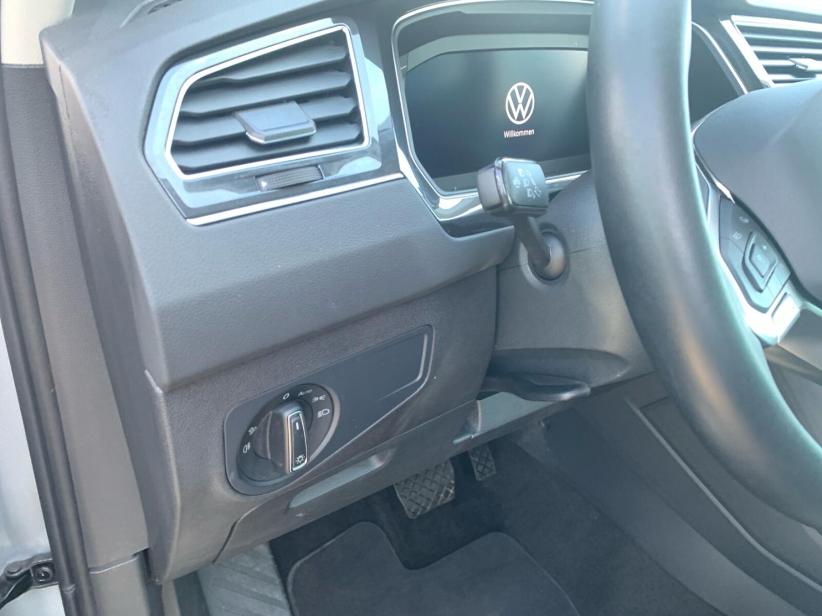 Volkswagen Tiguan – Bild 11