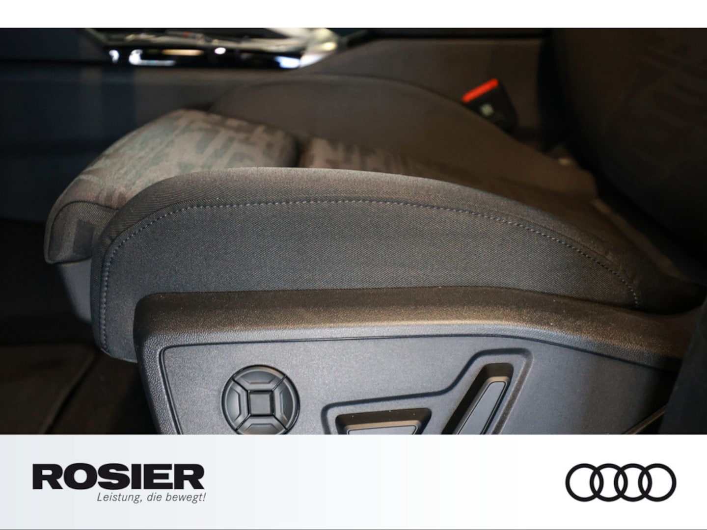 Bild über Audi Q5 Sportback TDI quattro 150 kW S tronic - für weitere Informationen kontaktieren Sie den Audi Partner