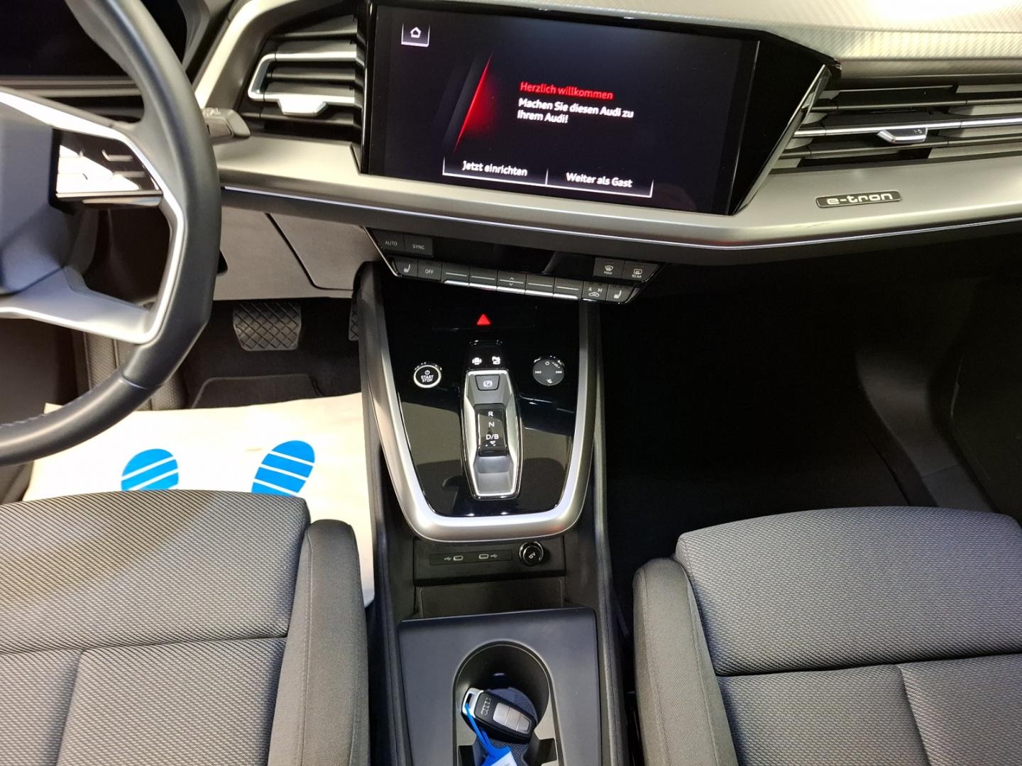 Image about Audi Q4 e-tron 40 e-tron