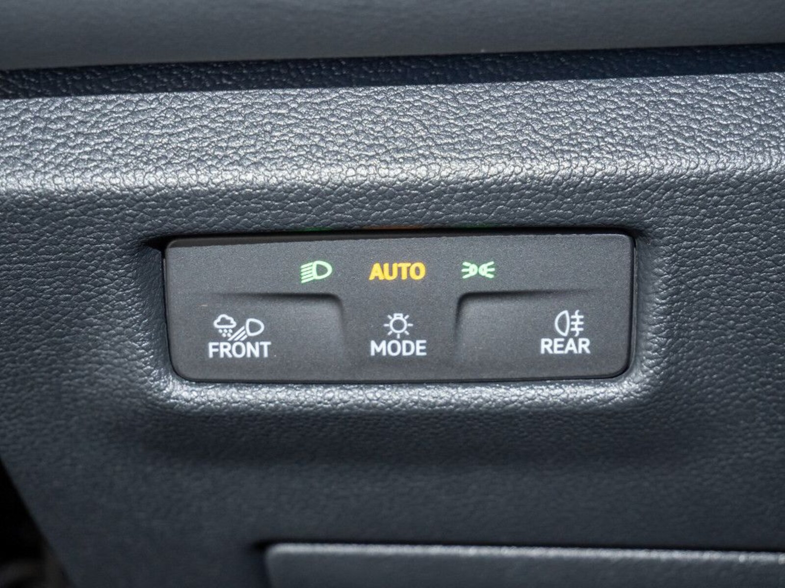 Volkswagen Tiguan – Bild 17