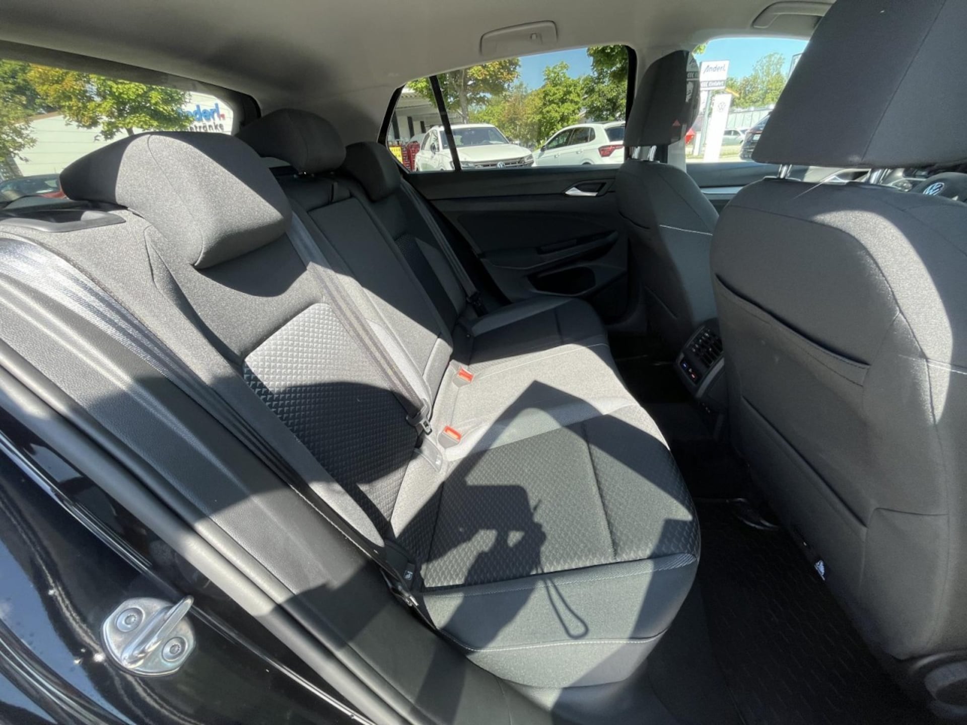 Volkswagen Golf Active