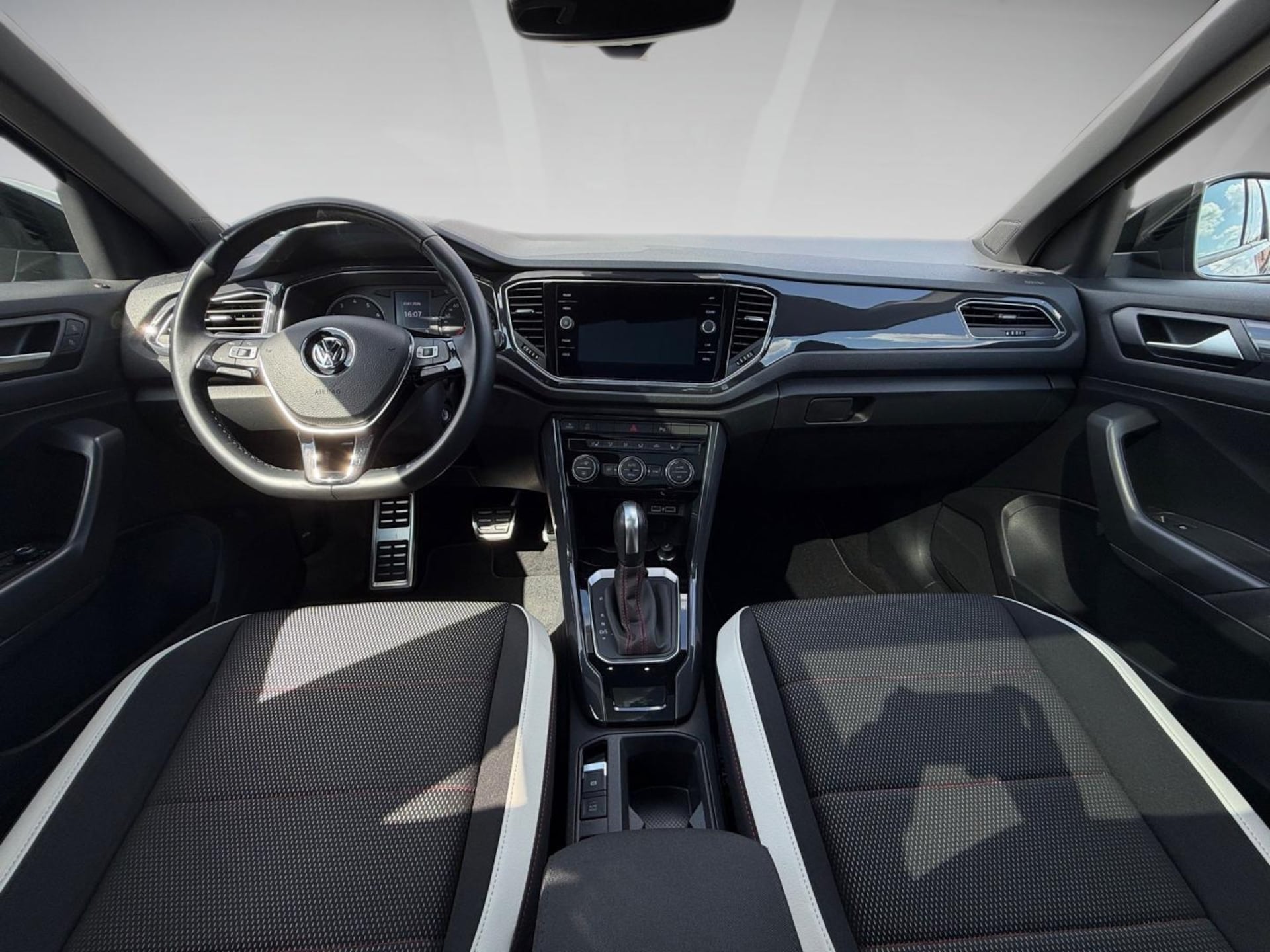 Volkswagen T-Roc Sport