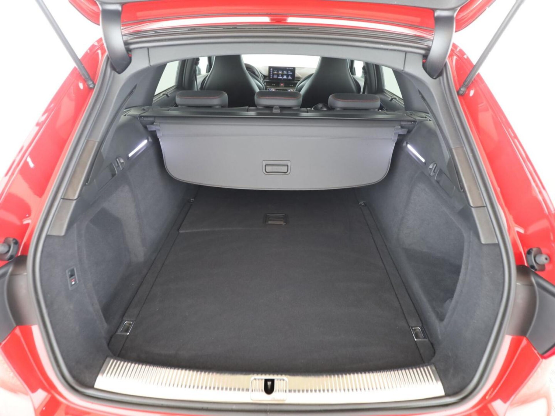 Audi A4 Avant S line