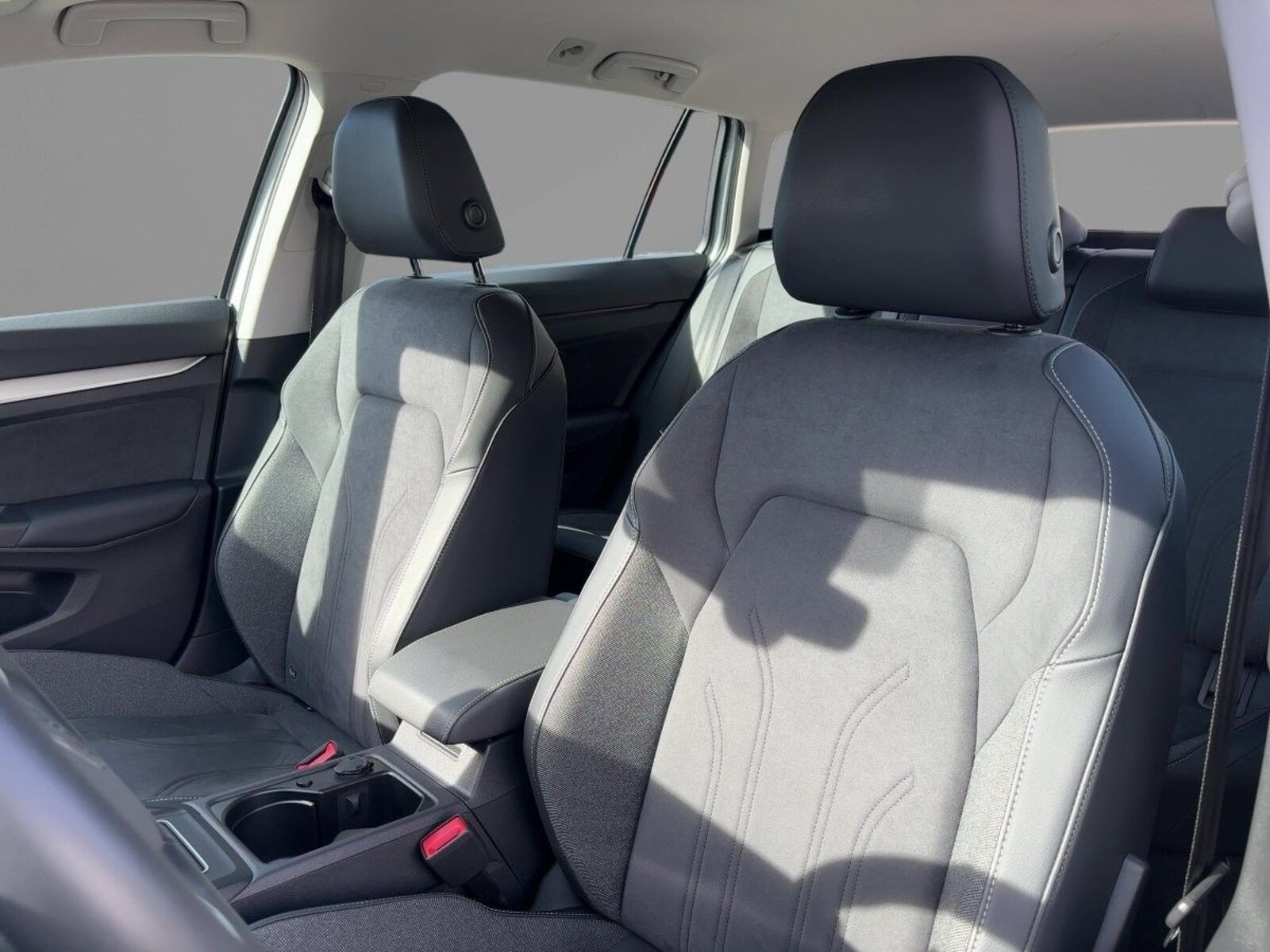 Volkswagen Golf Variant – Bild 23