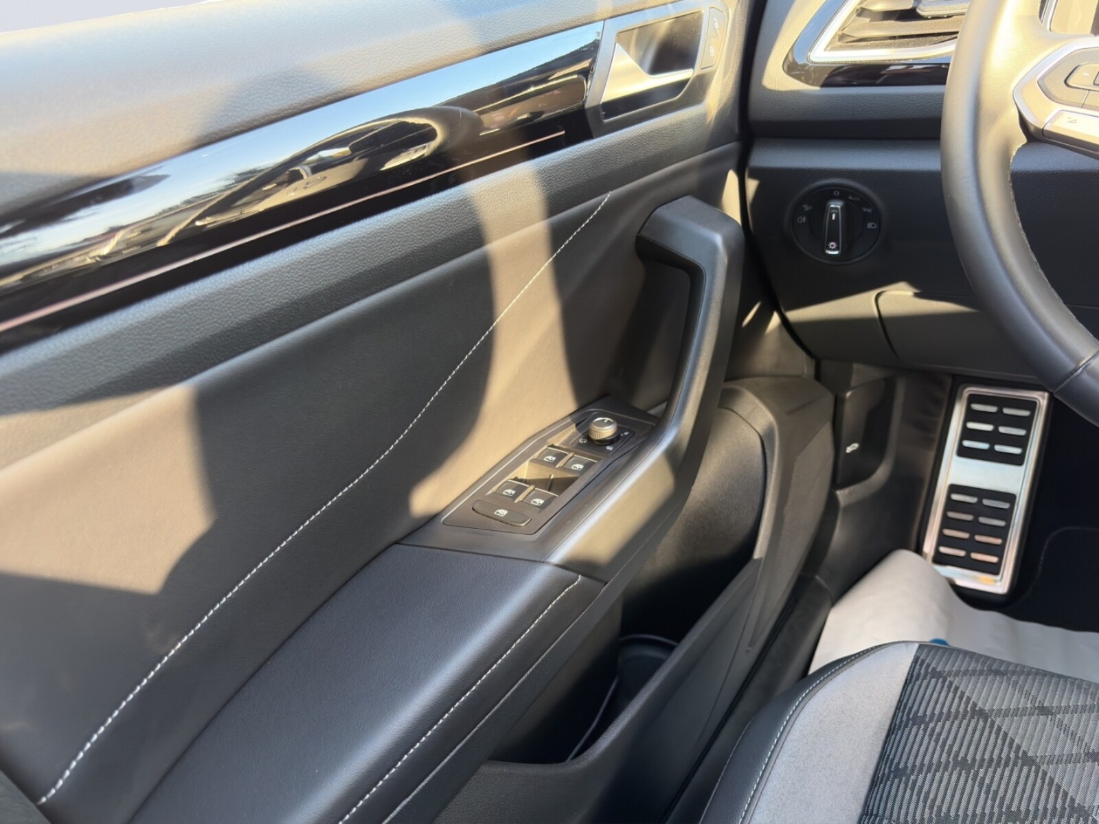 Volkswagen T-Roc – Bild 12