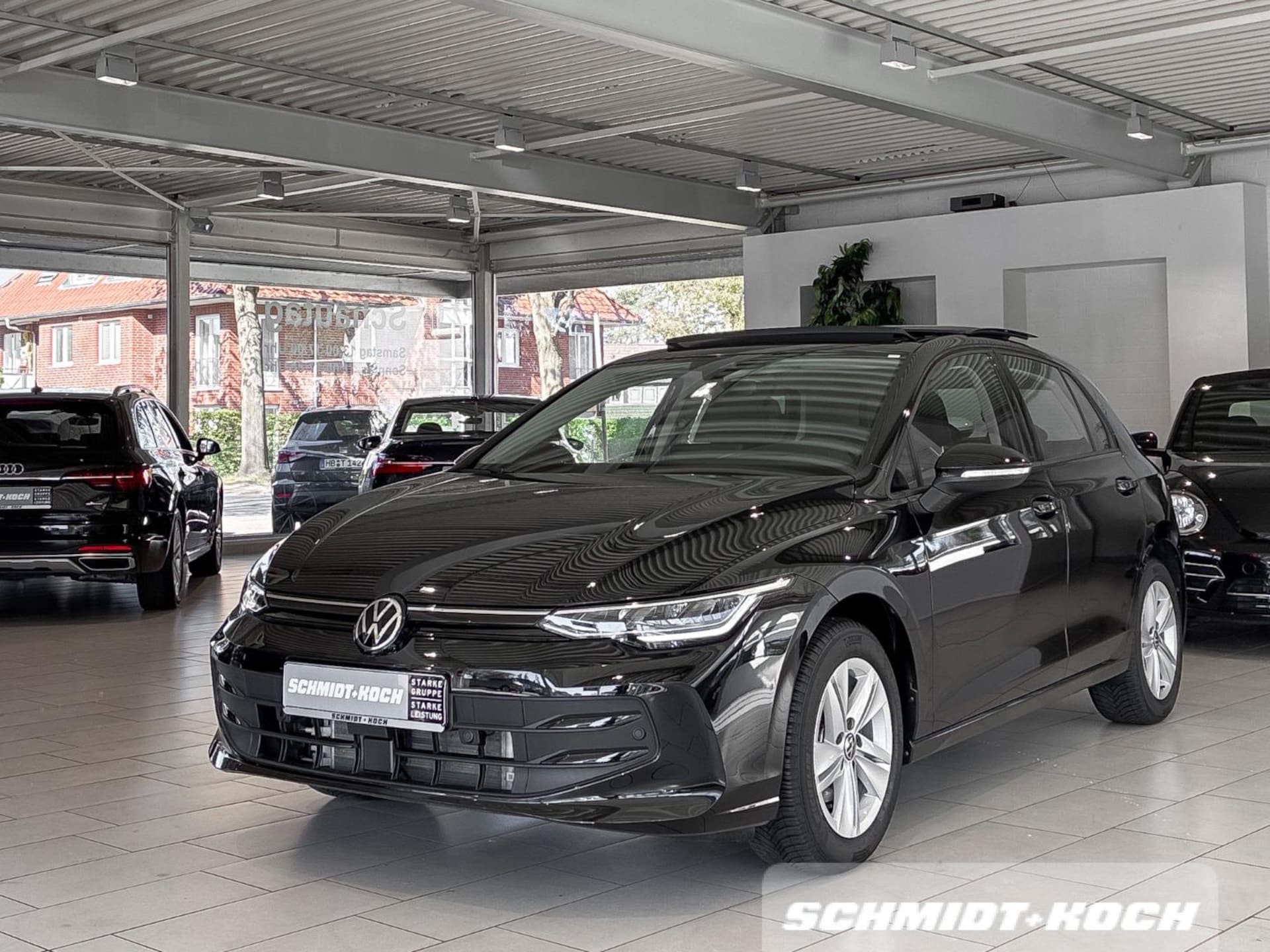 Volkswagen Golf Life