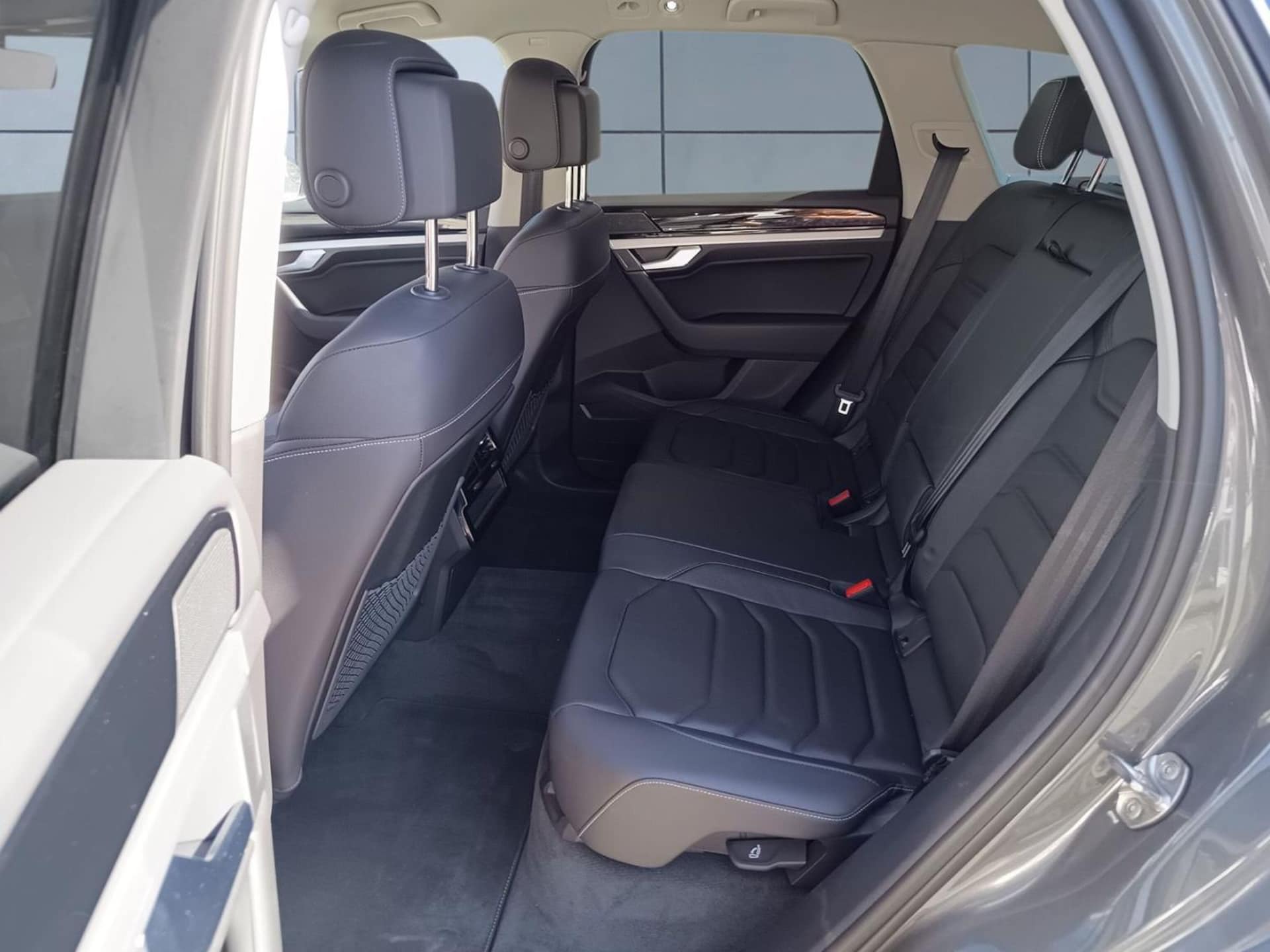 Volkswagen Touareg Basis-Modell