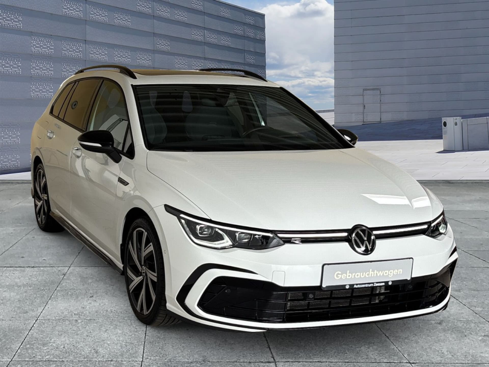 Volkswagen Golf Variant R-Line