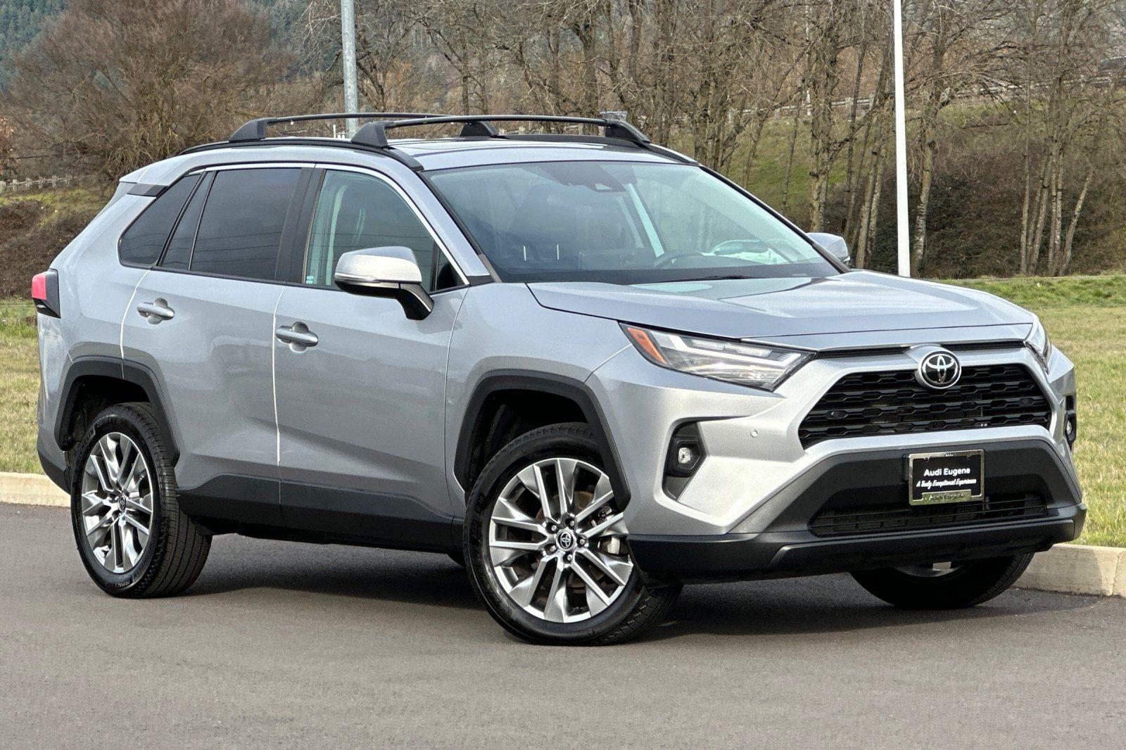 2023 Toyota RAV4 XLE Premium AWD's photo