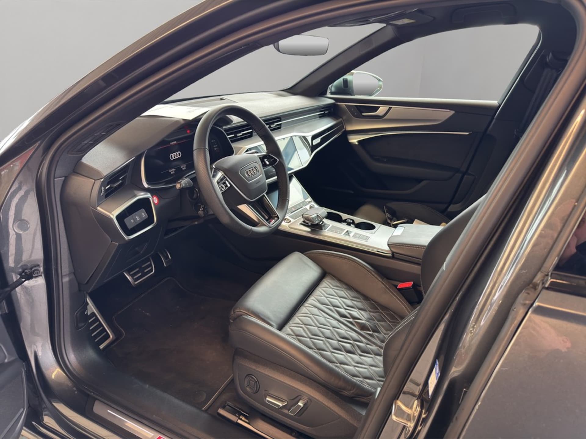 Audi S6 Avant