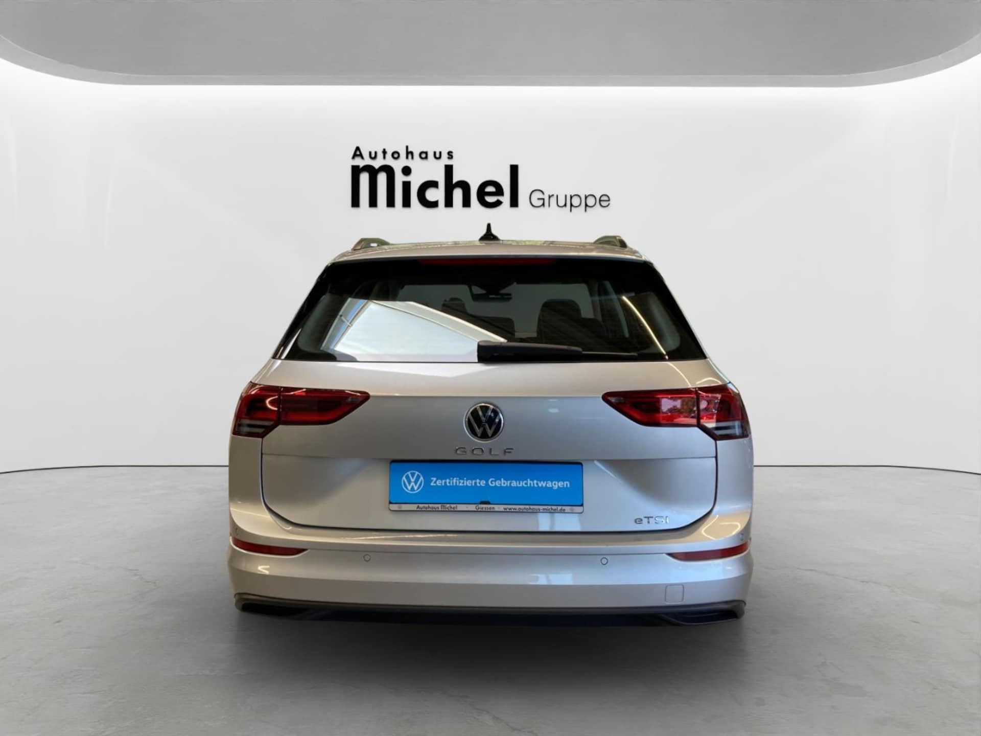 Volkswagen Golf Variant Life