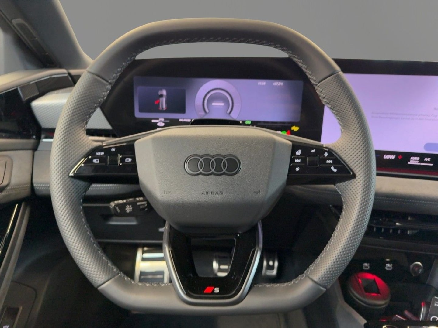 Bild über Audi A6 Avant e-tron S line business e-tron performance 270 kW - für weitere Informationen kontaktieren Sie den Audi Partner