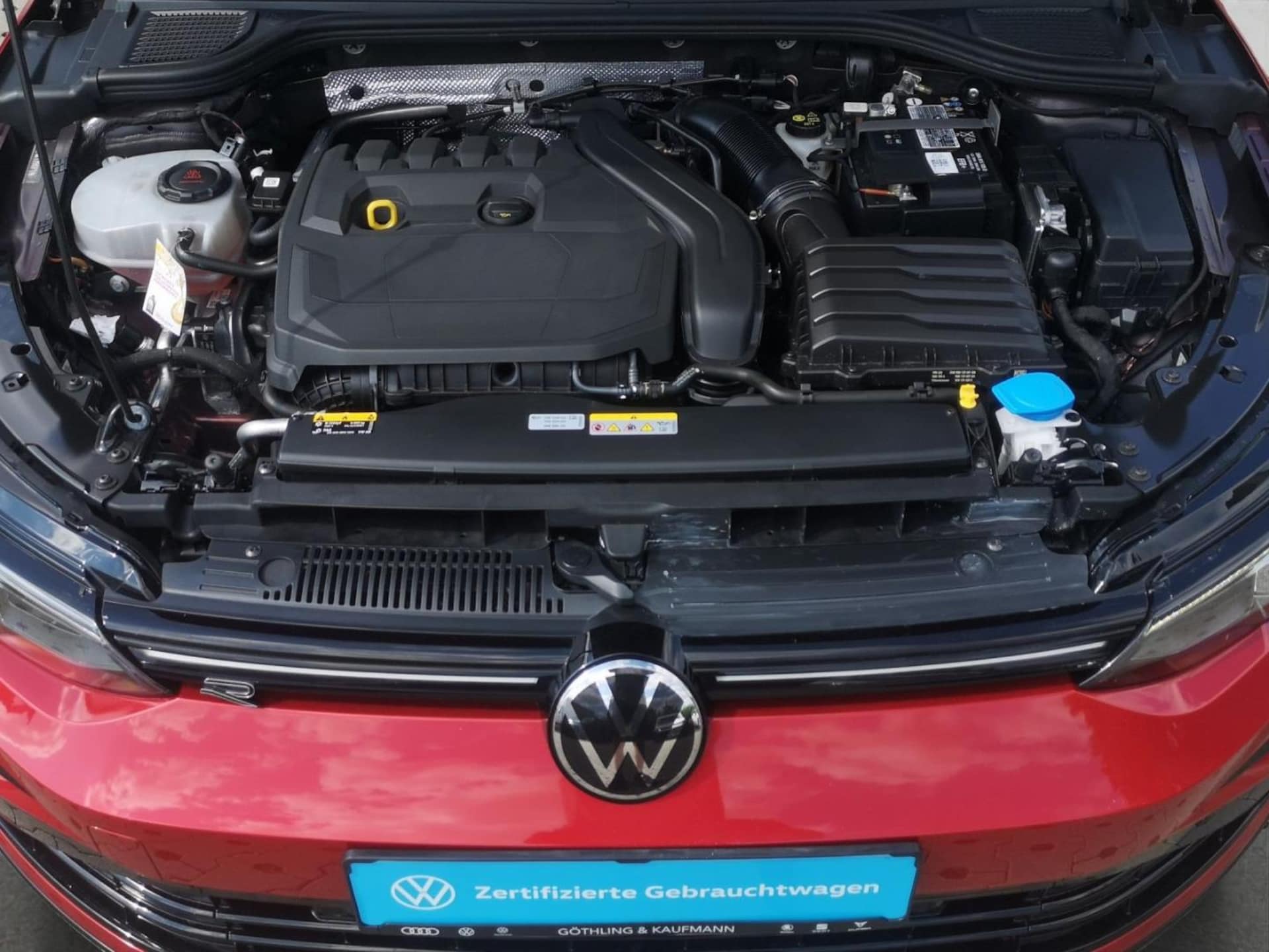 Volkswagen Golf R-Line