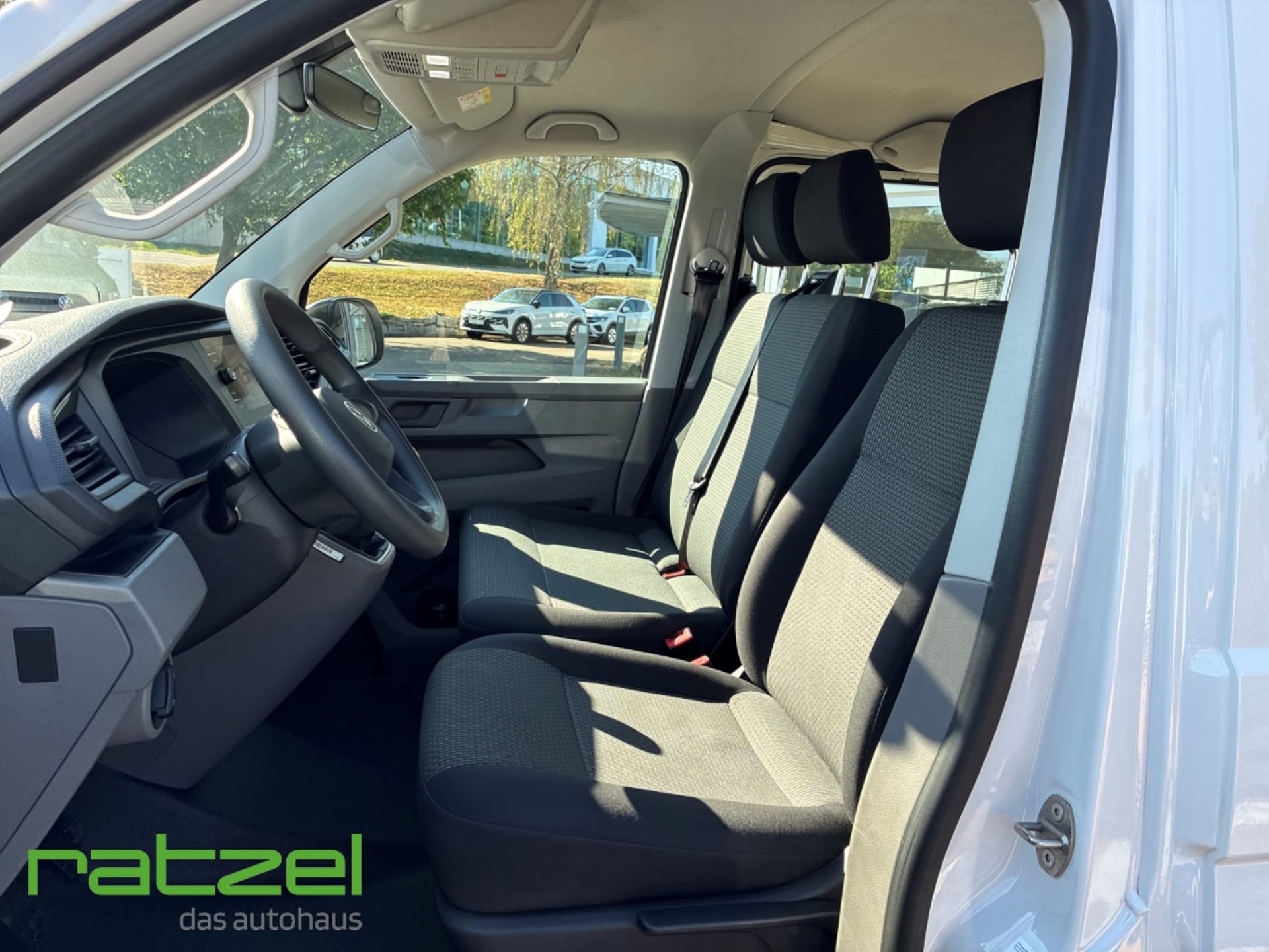Volkswagen T6.1 Transporter Kombi kurzer Radstand