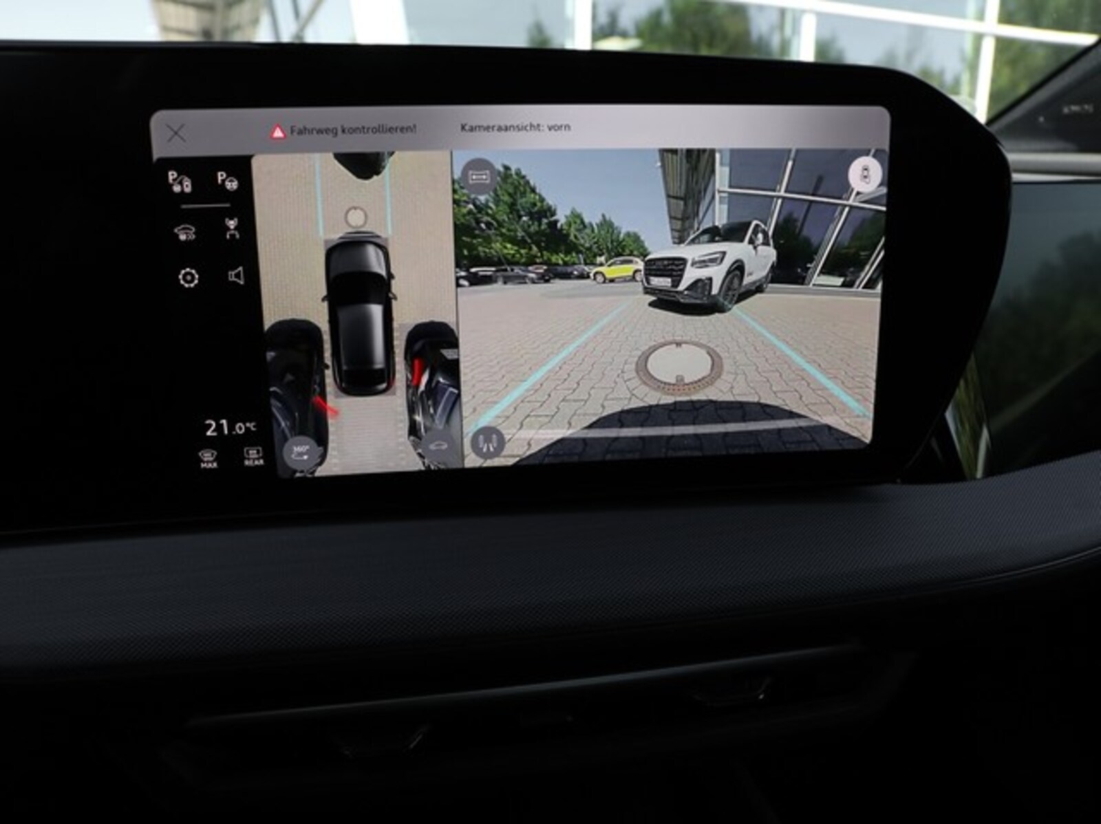 Audi Q4 Sportback e-tron – Bild 12