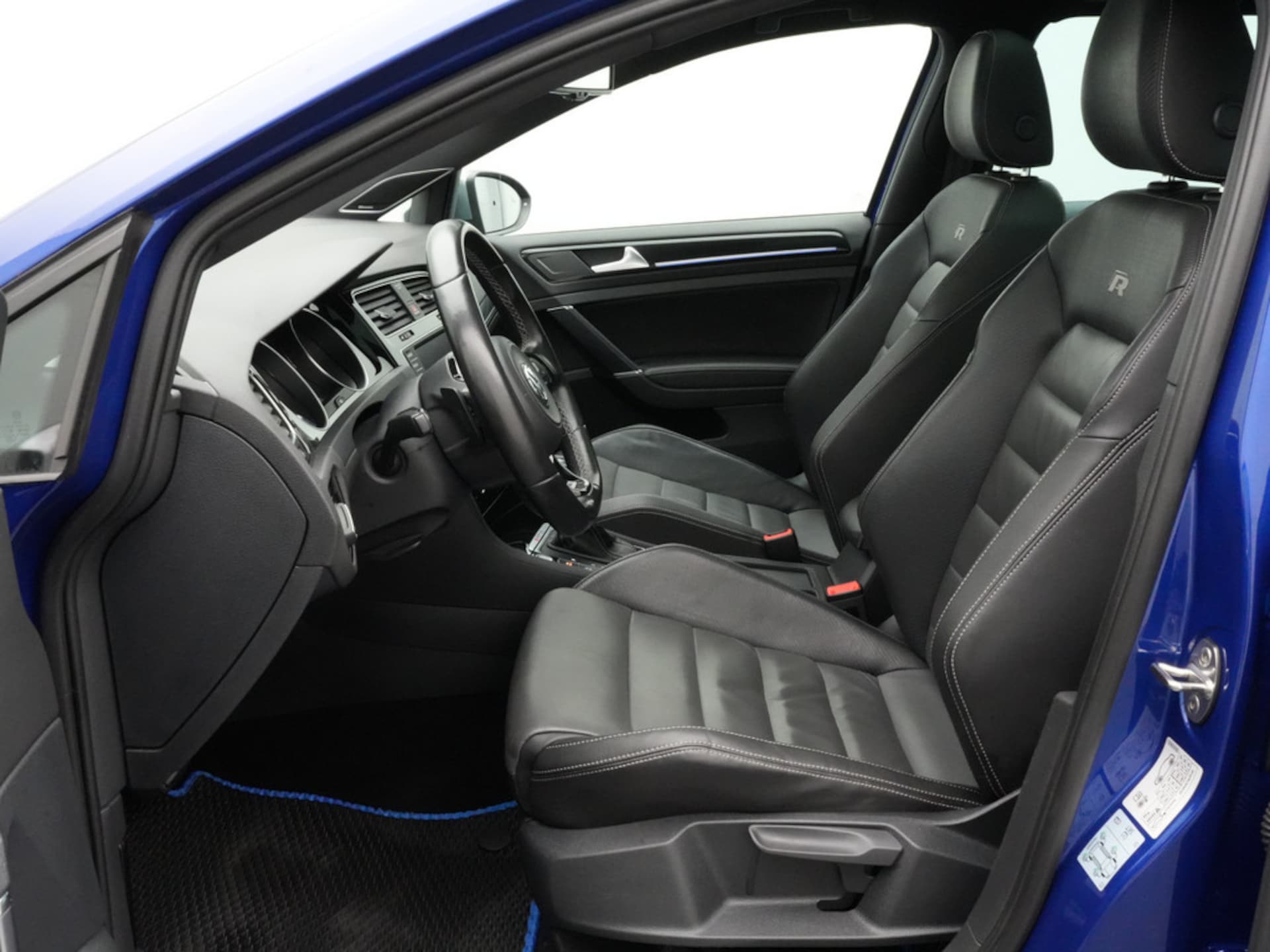 Volkswagen Golf Variant R