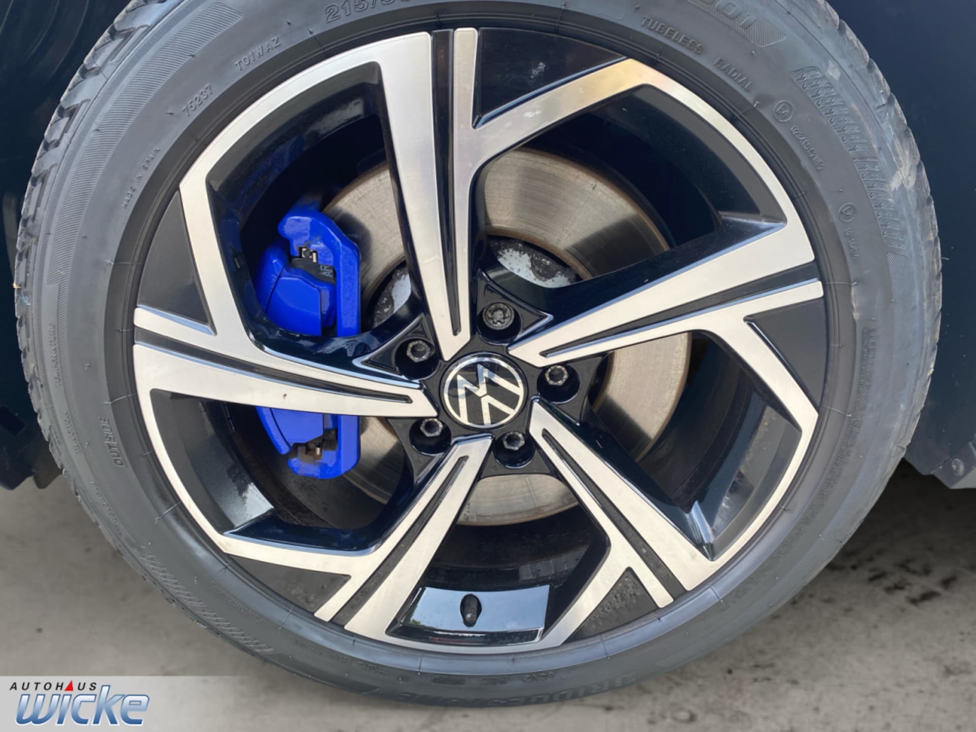 Volkswagen T-Roc R