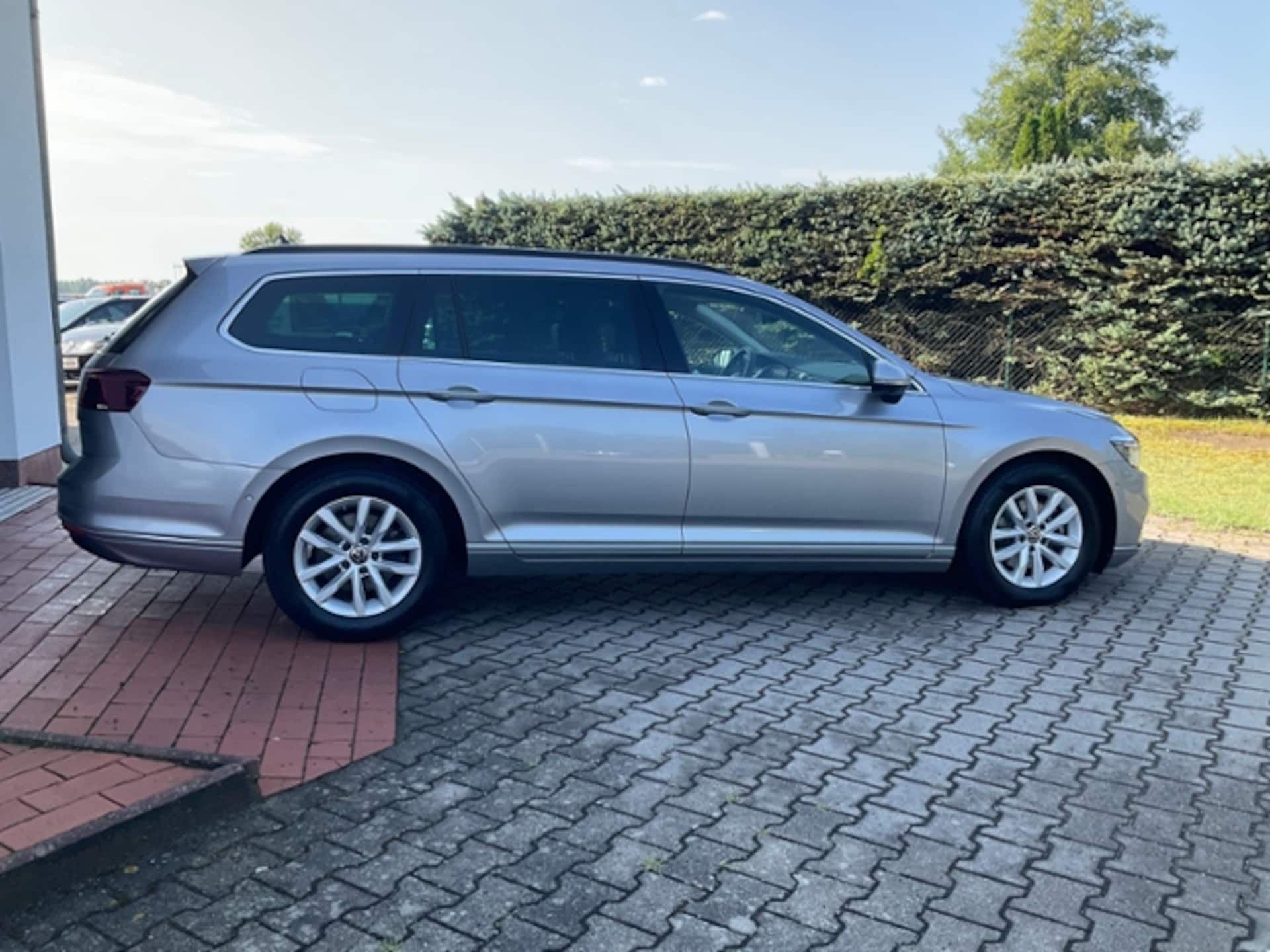 Volkswagen Passat Variant Business