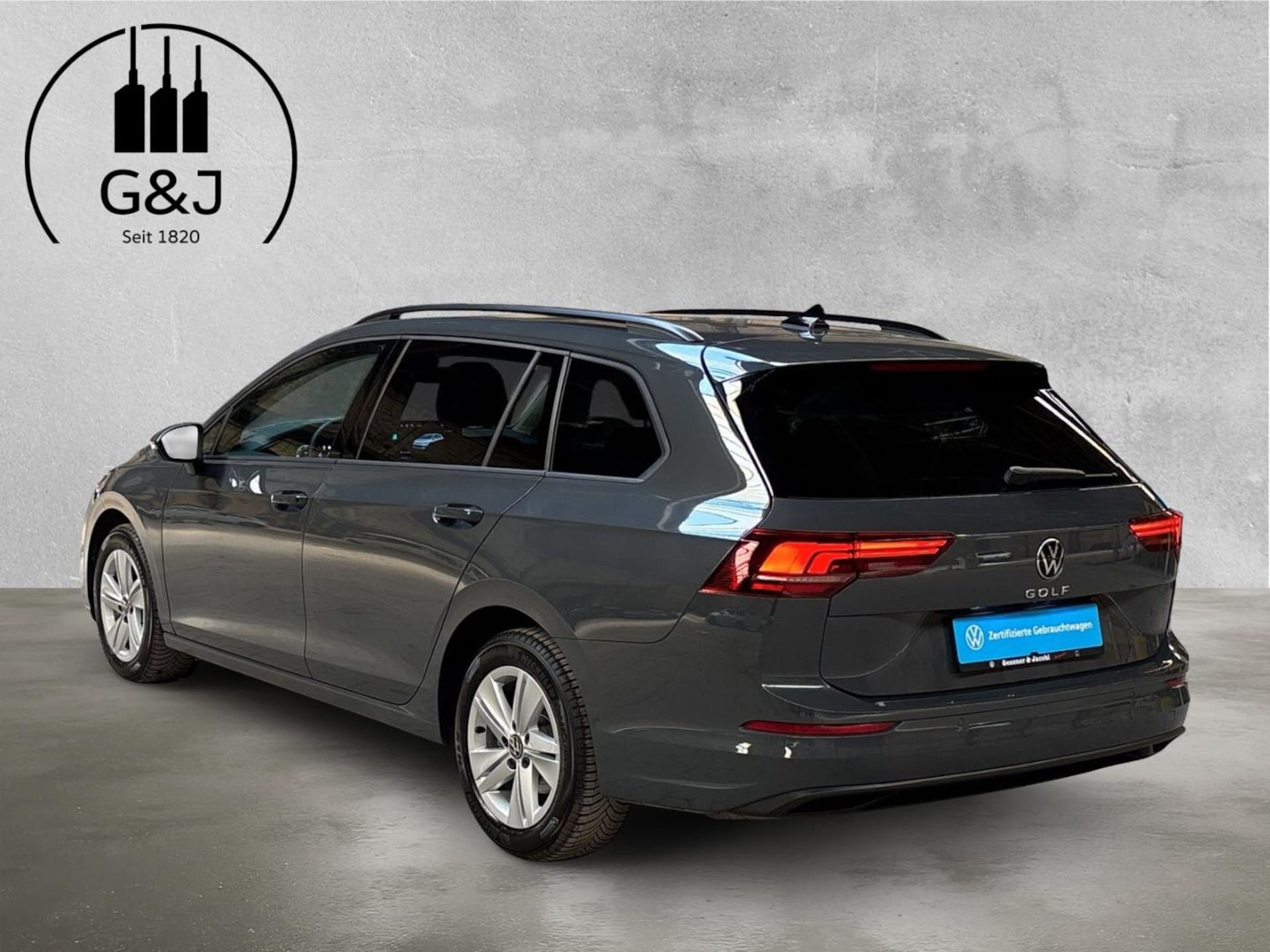 Volkswagen Golf Variant Life