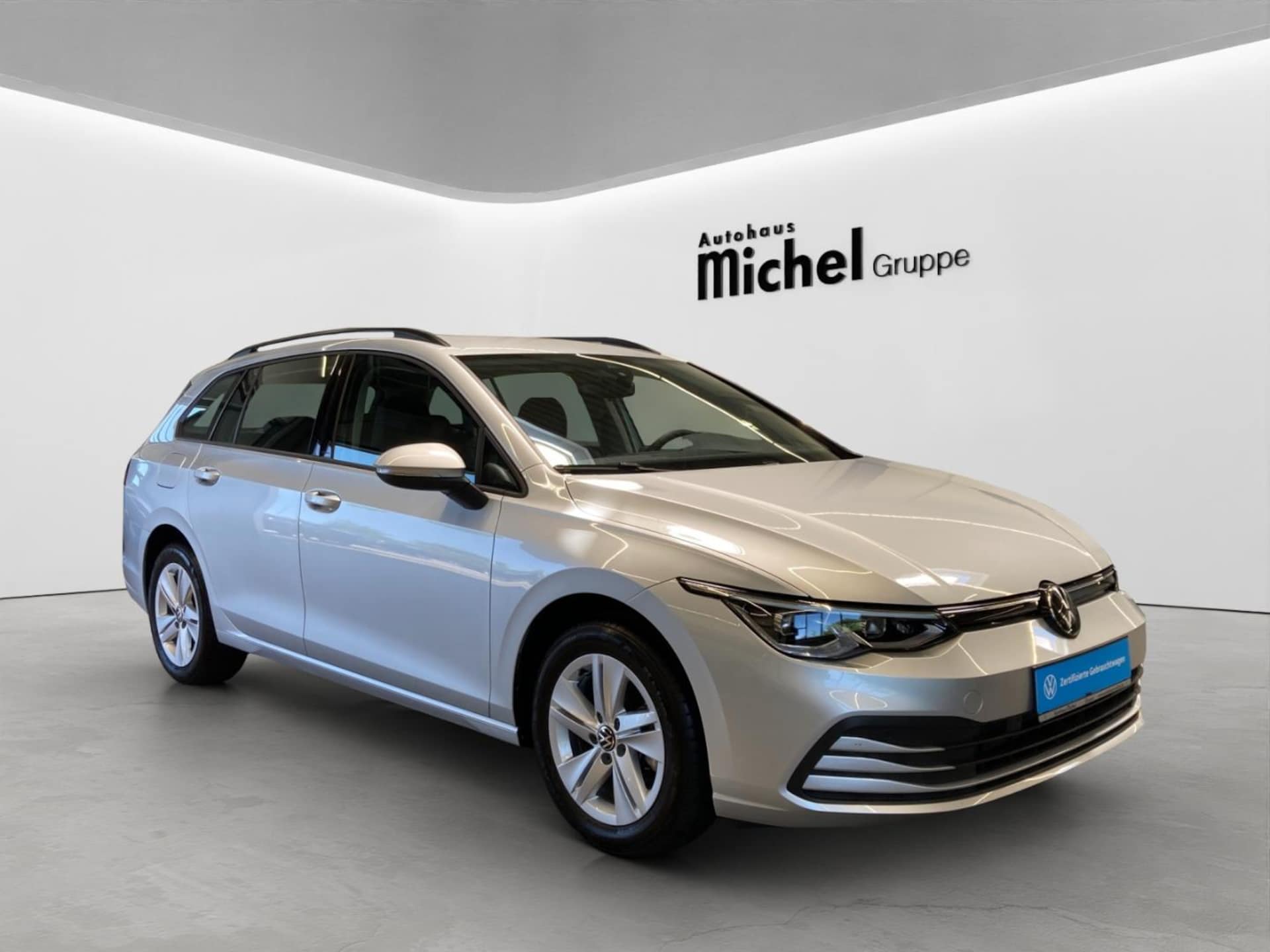 Volkswagen Golf Variant Life