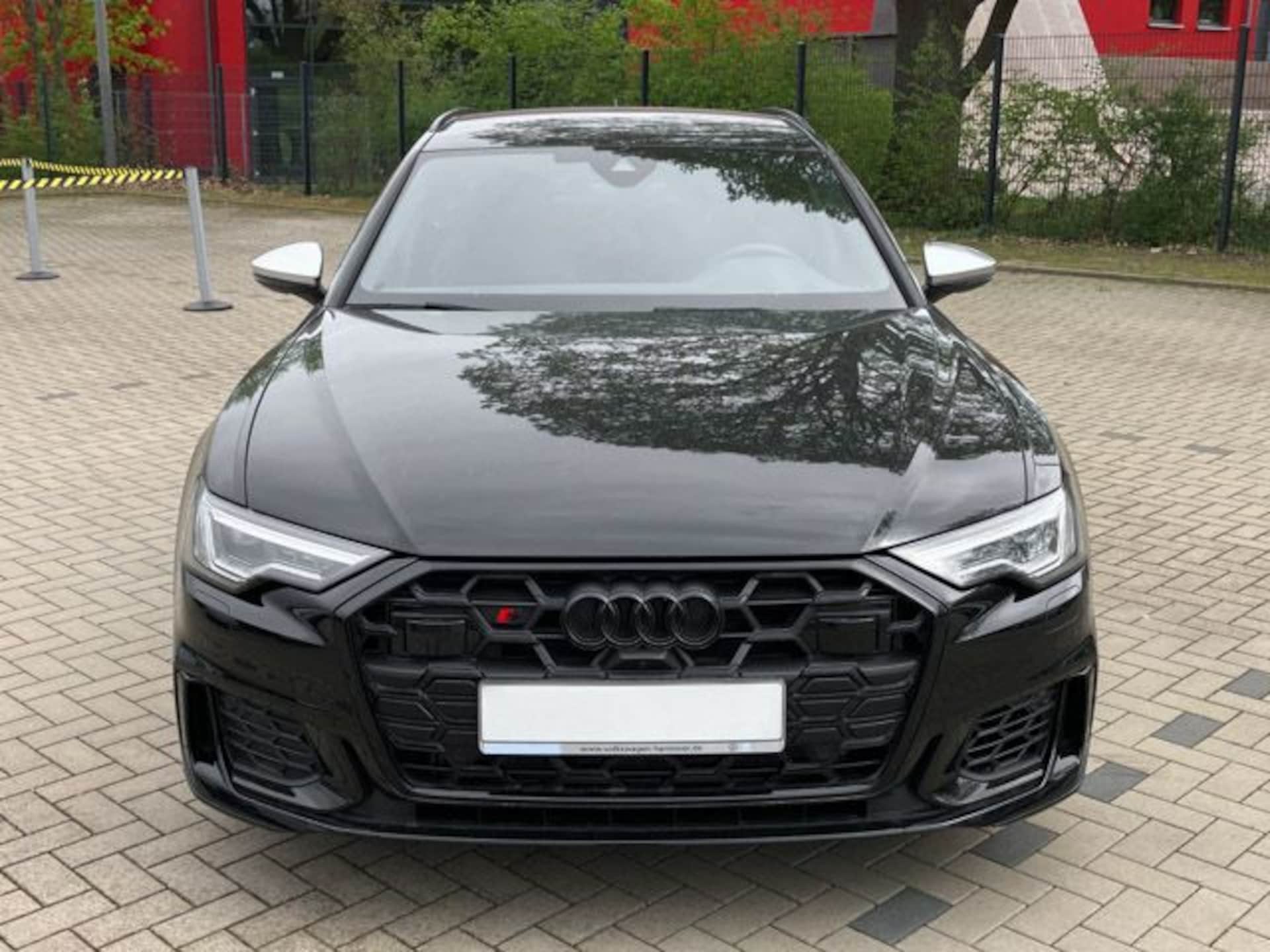 Audi S6 Avant