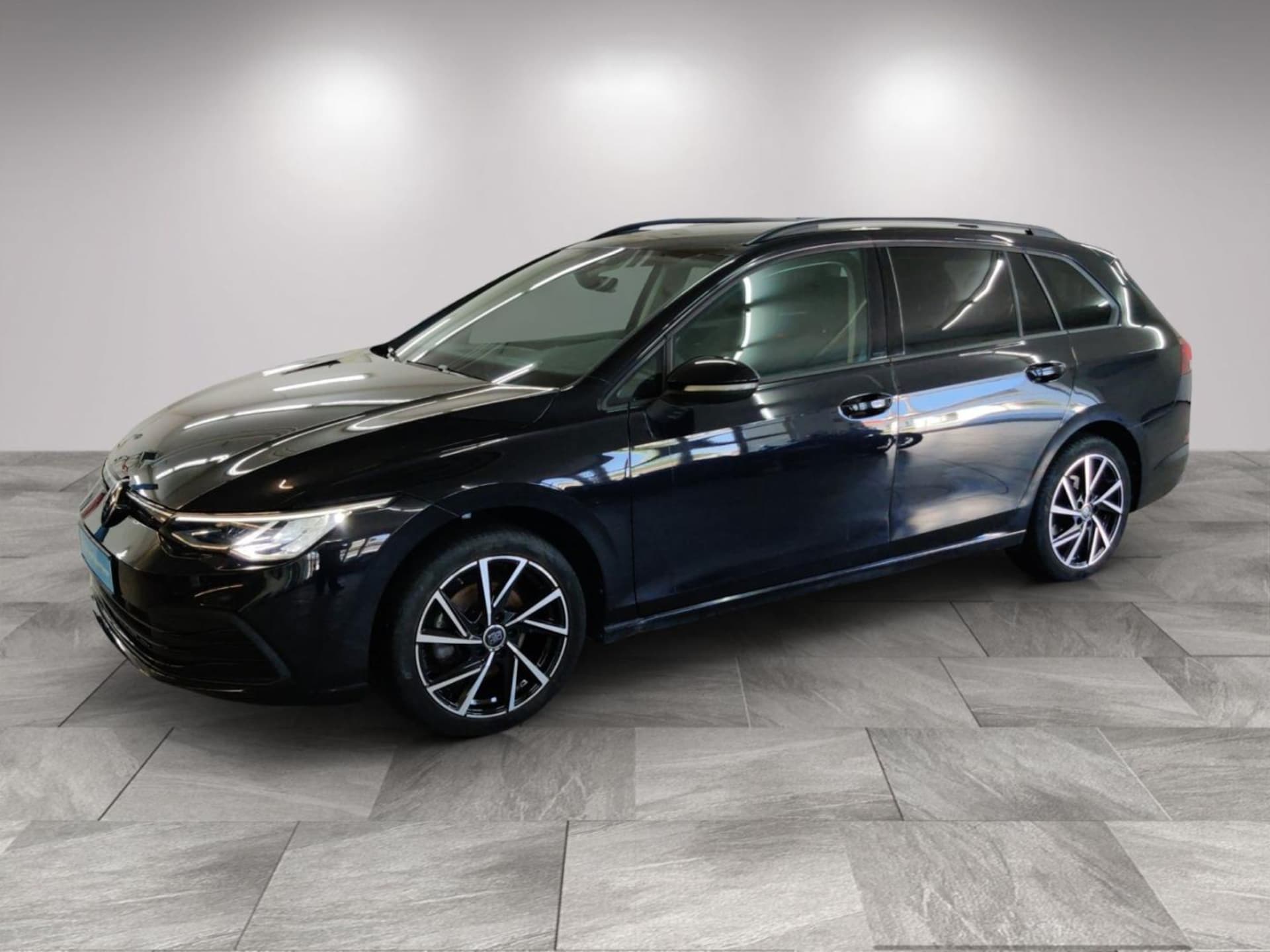Volkswagen Golf Variant Life