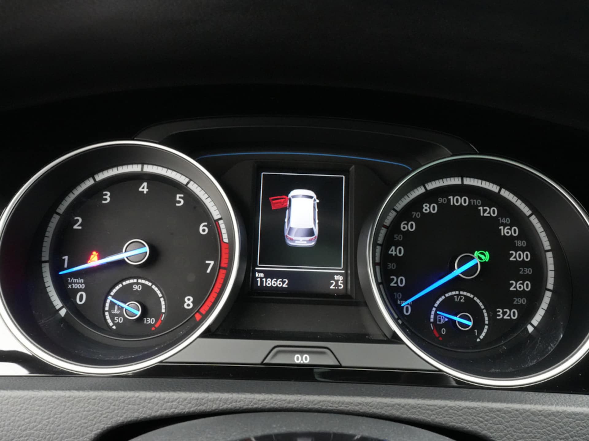 Volkswagen Golf Variant R