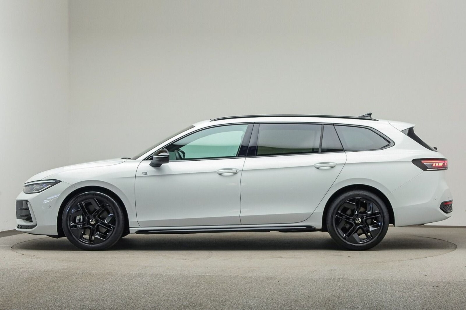 Volkswagen Passat – Bild 4