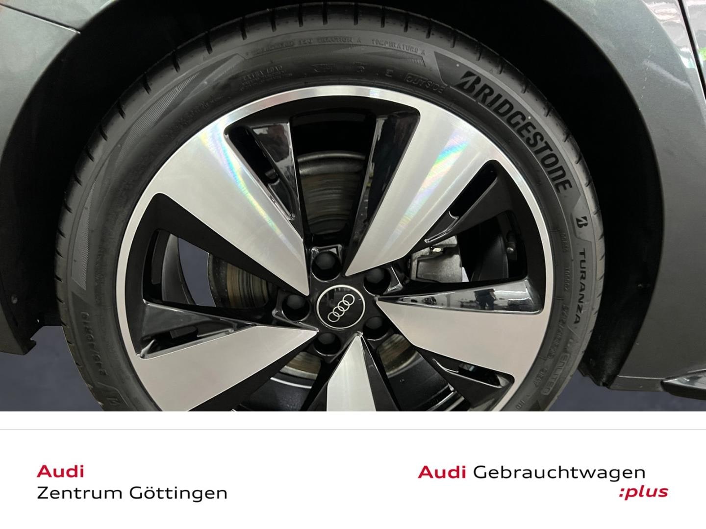 Bild über Audi A5 Avant TFSI S tronic - für weitere Informationen kontaktieren Sie den Audi Partner