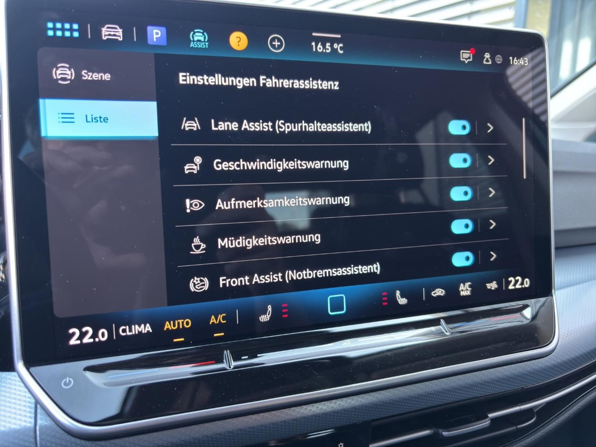 Volkswagen Golf Life