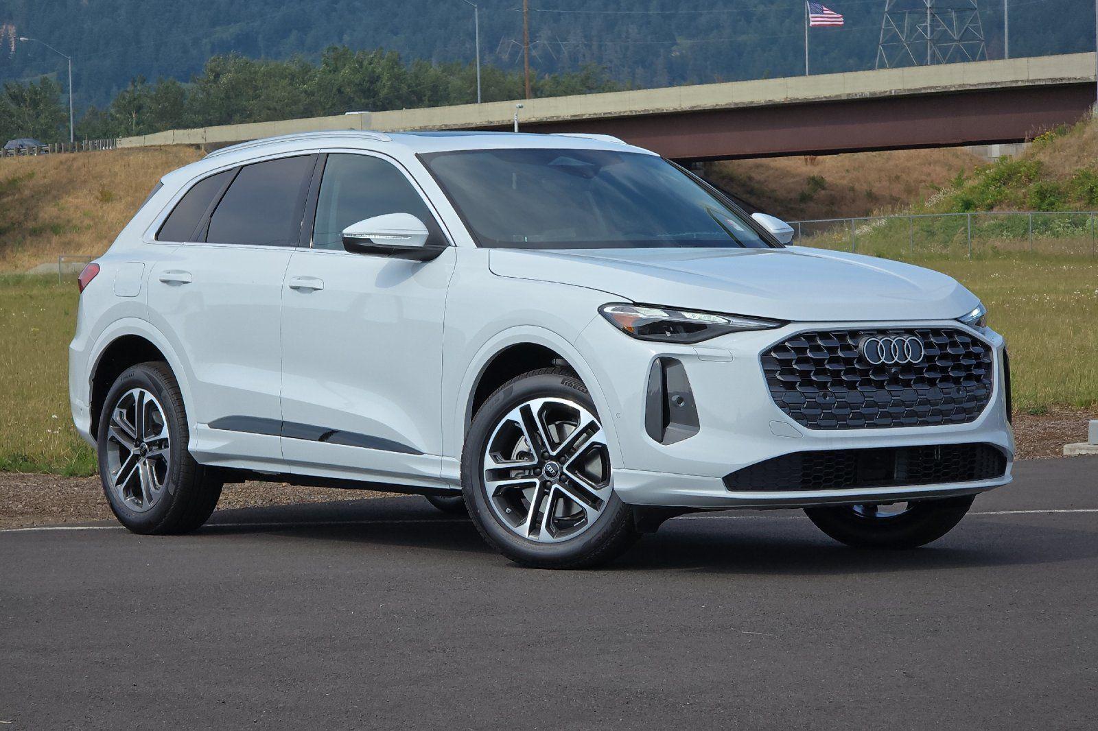 2025 Audi Q5 40 Premium's photo