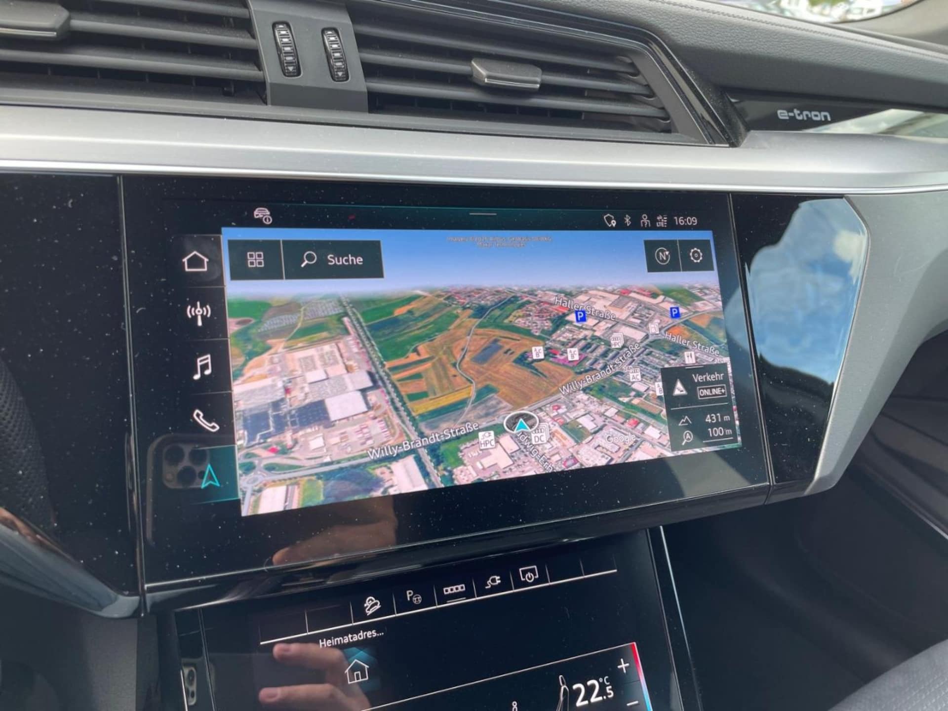 Audi Q8 Sportback e-tron Advanced