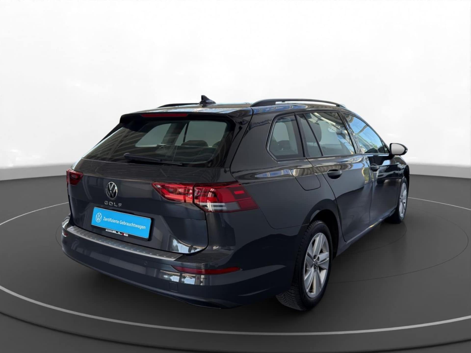 Volkswagen Golf Variant Life