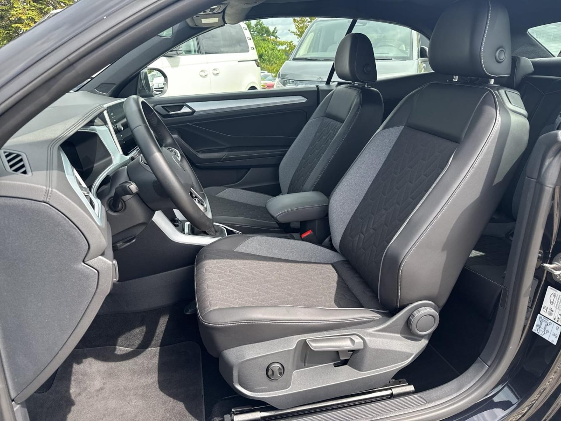 Volkswagen T-Roc Cabriolet Style
